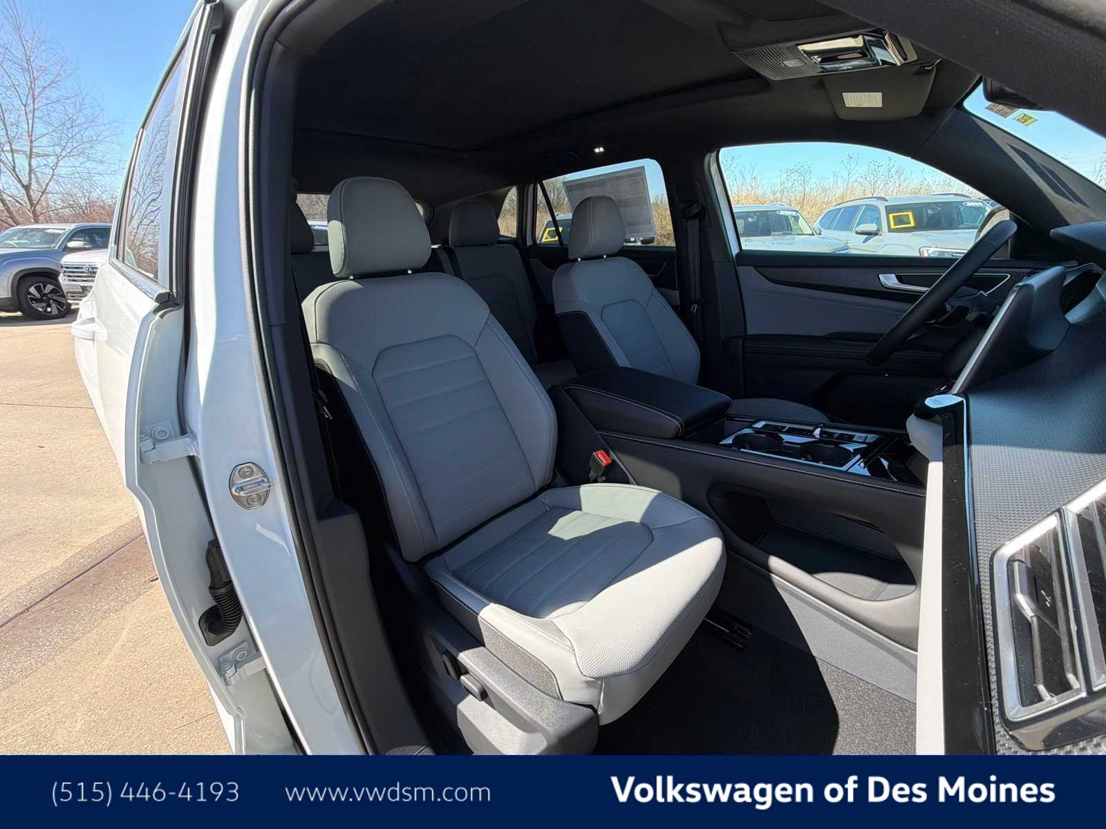 Thumbnail: 2026 Volkswagen Atlas - 14