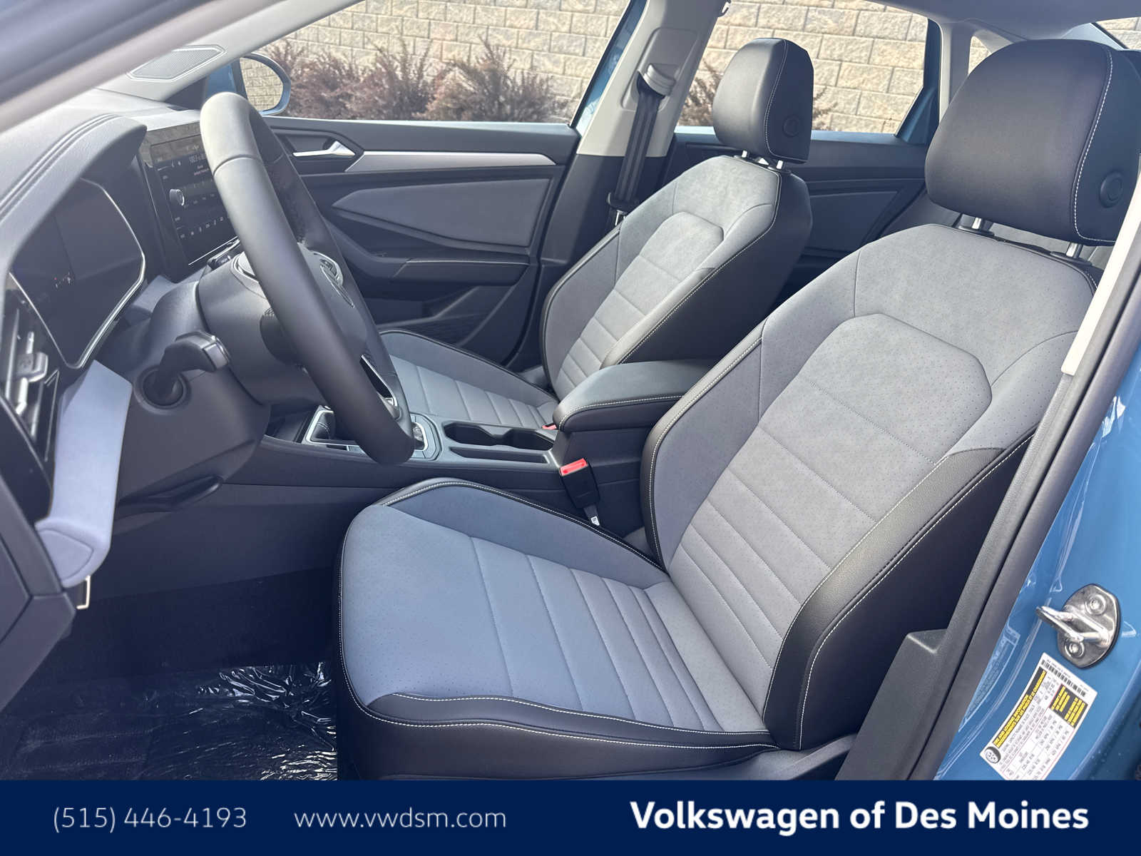 Thumbnail: 2025 Volkswagen Jetta - 11