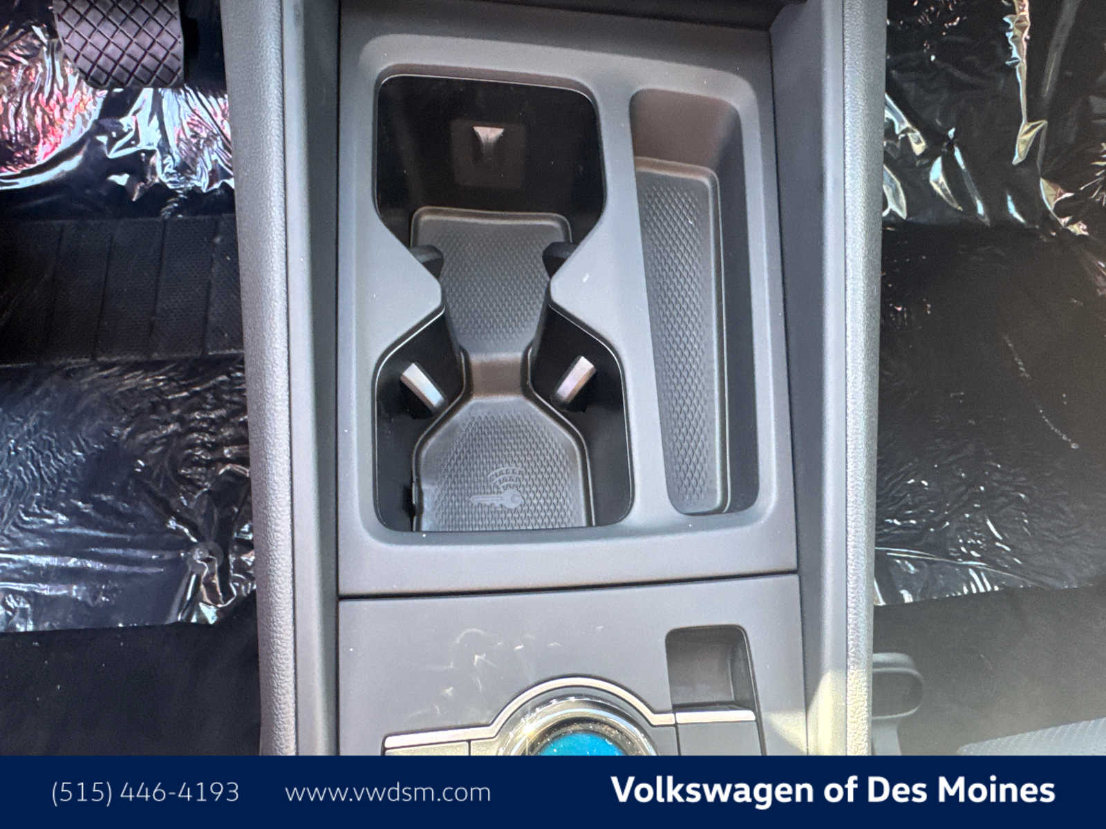 Thumbnail: 2025 Volkswagen Tiguan - 16