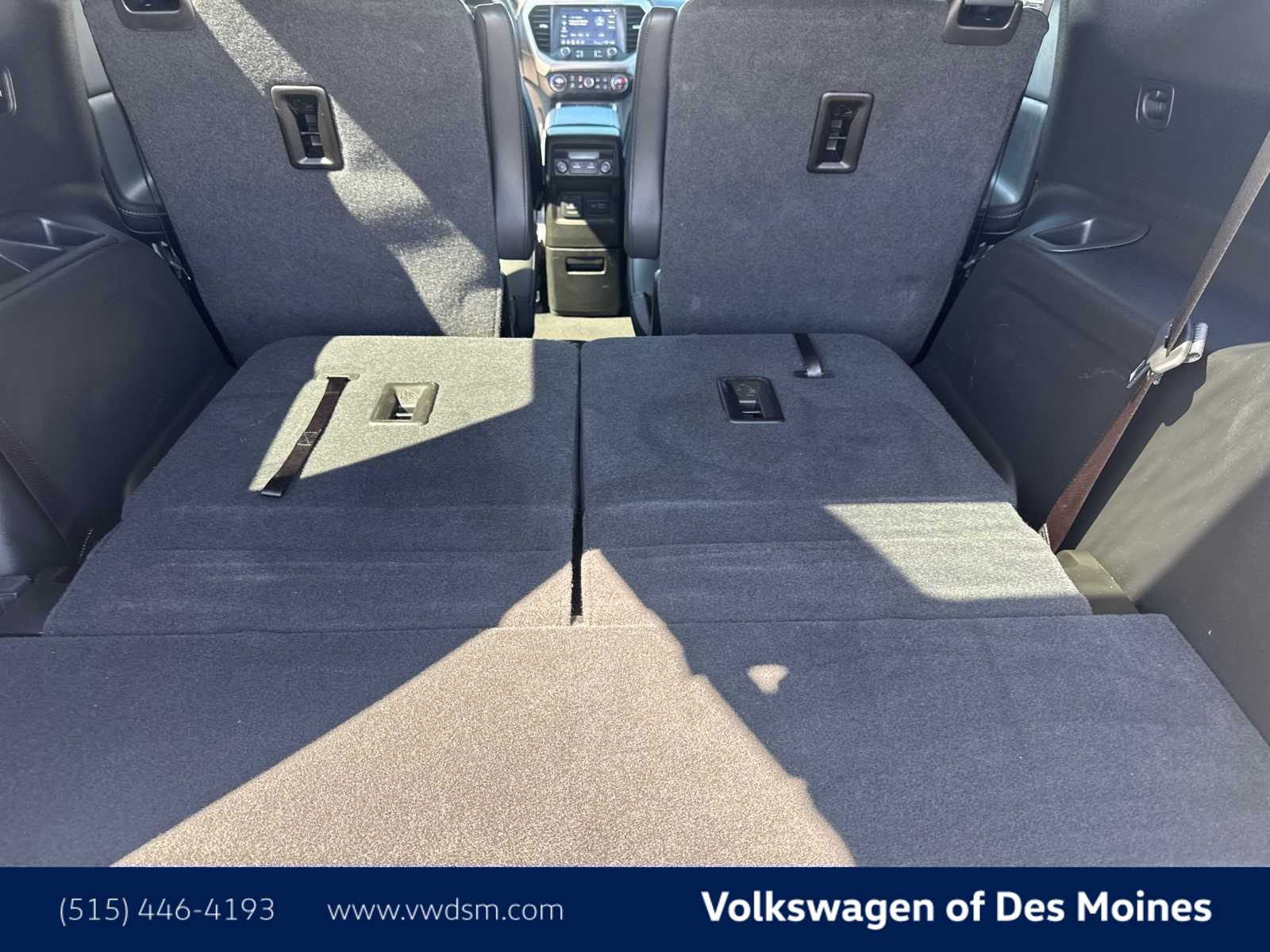 Thumbnail: 2023 GMC Acadia - 19