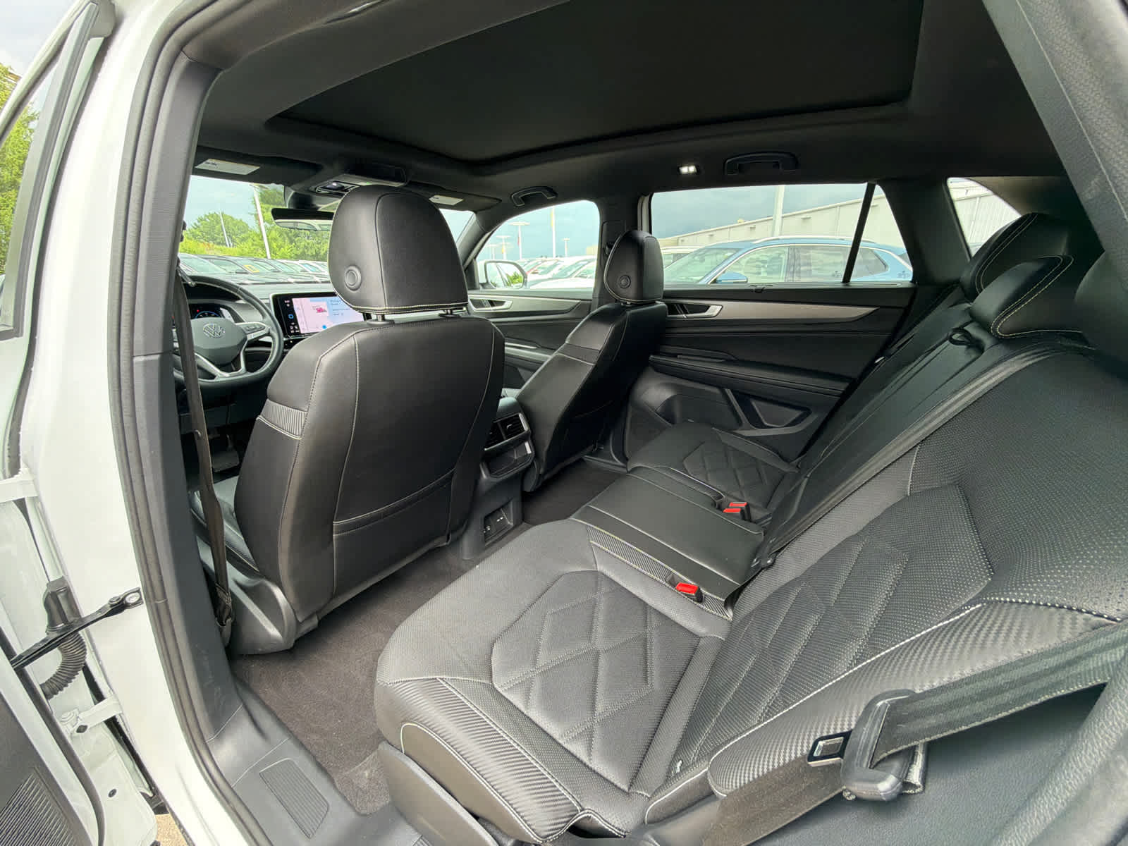 Thumbnail: 2024 Volkswagen Atlas - 13