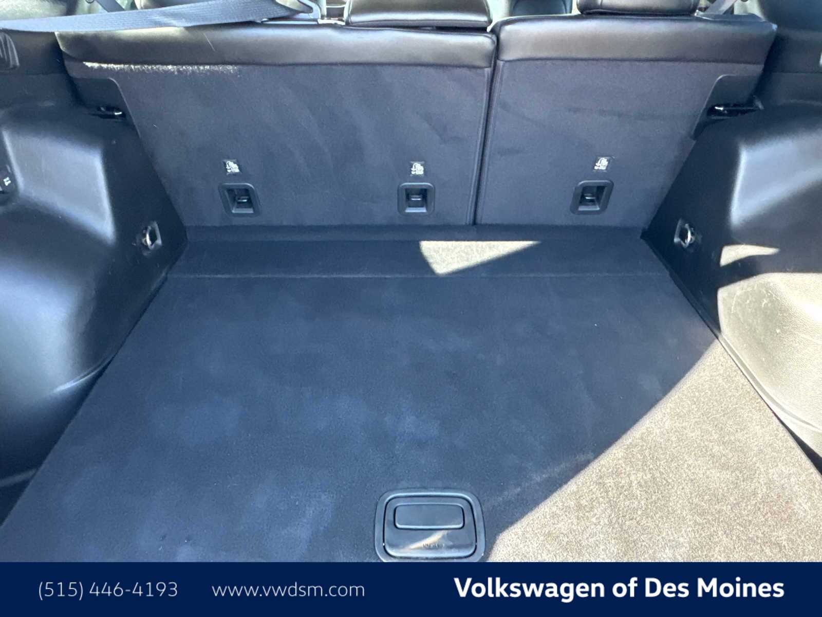 Thumbnail: 2019 Jeep Cherokee - 19