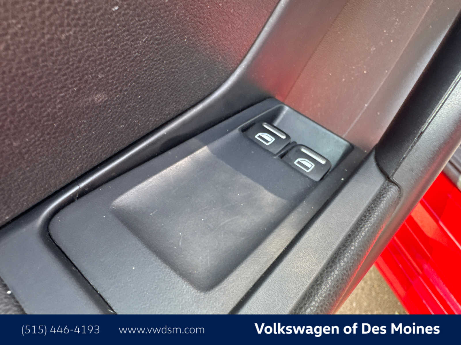 2013 Volkswagen Beetle S 22