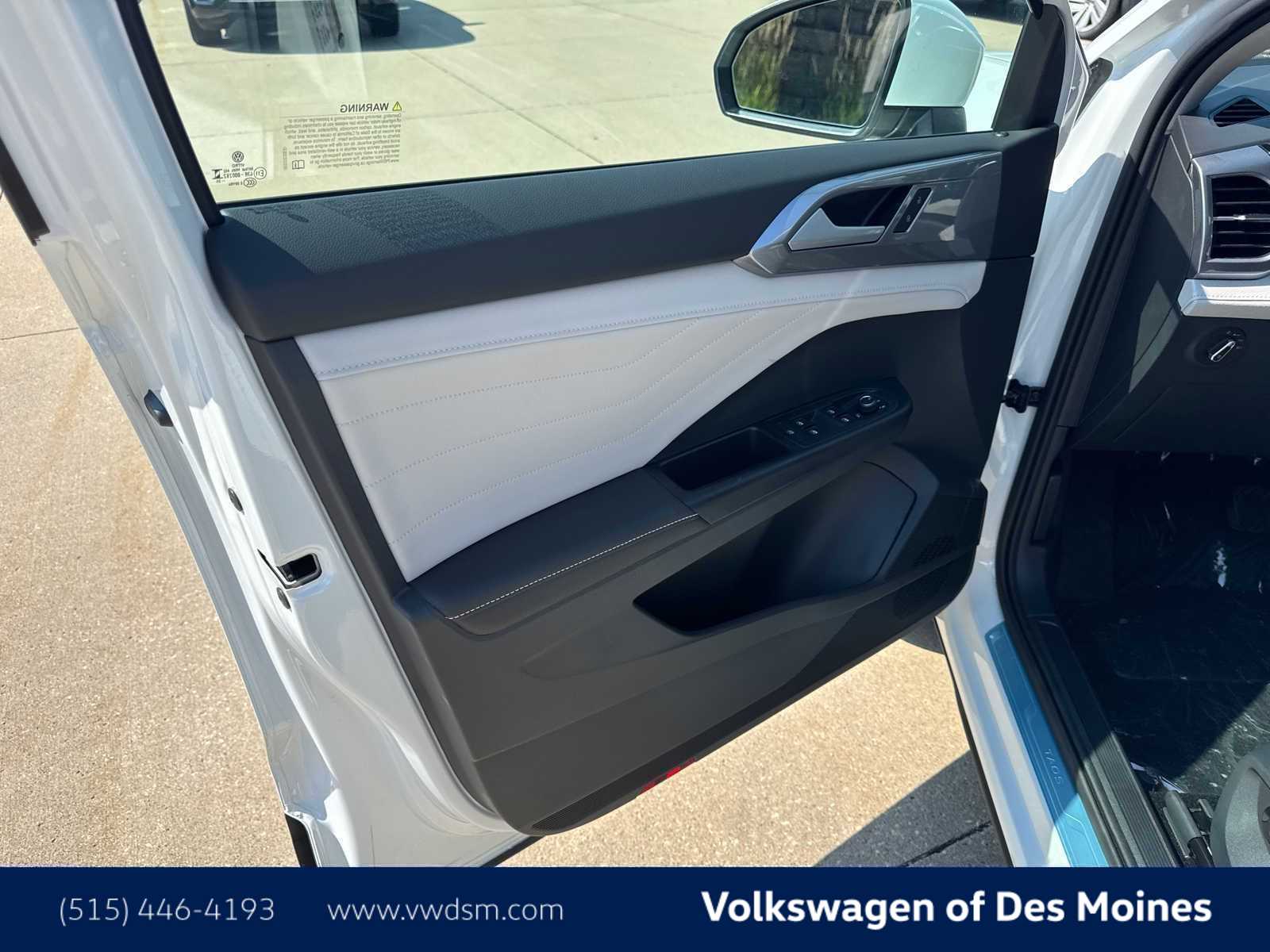 Thumbnail: 2025 Volkswagen Taos - 22