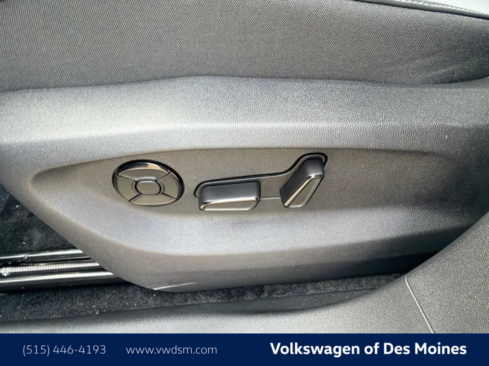 Thumbnail: 2026 Volkswagen Tiguan - 24