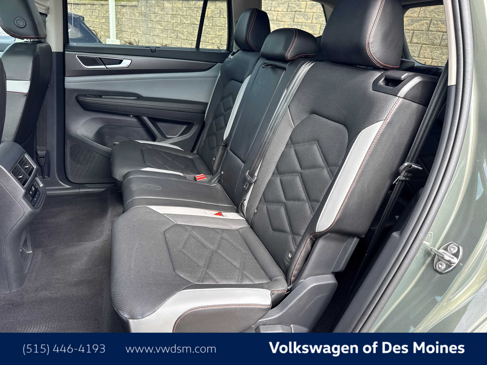 Thumbnail: 2024 Volkswagen Atlas - 12