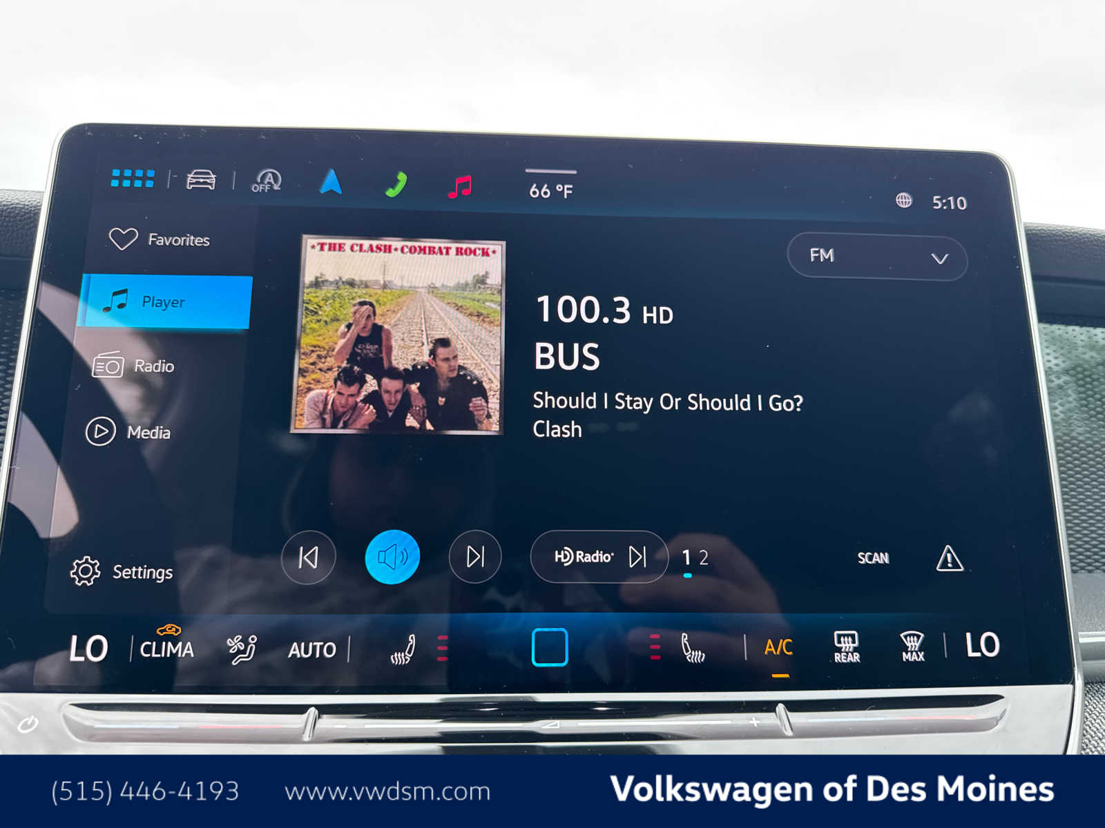 Thumbnail: 2025 Volkswagen Tiguan - 17