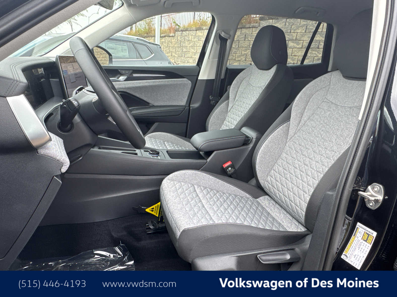 Thumbnail: 2025 Volkswagen Tiguan - 10