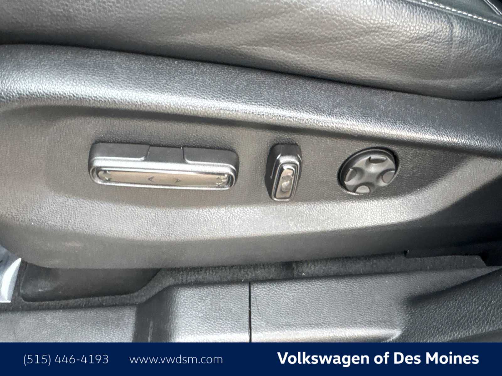 Thumbnail: 2023 Honda Odyssey - 24