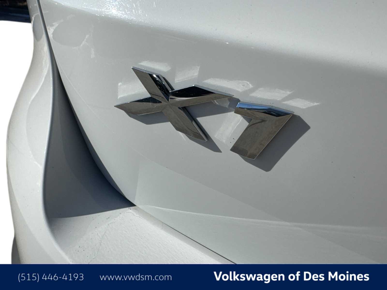 Thumbnail: 2025 BMW X1 - 11