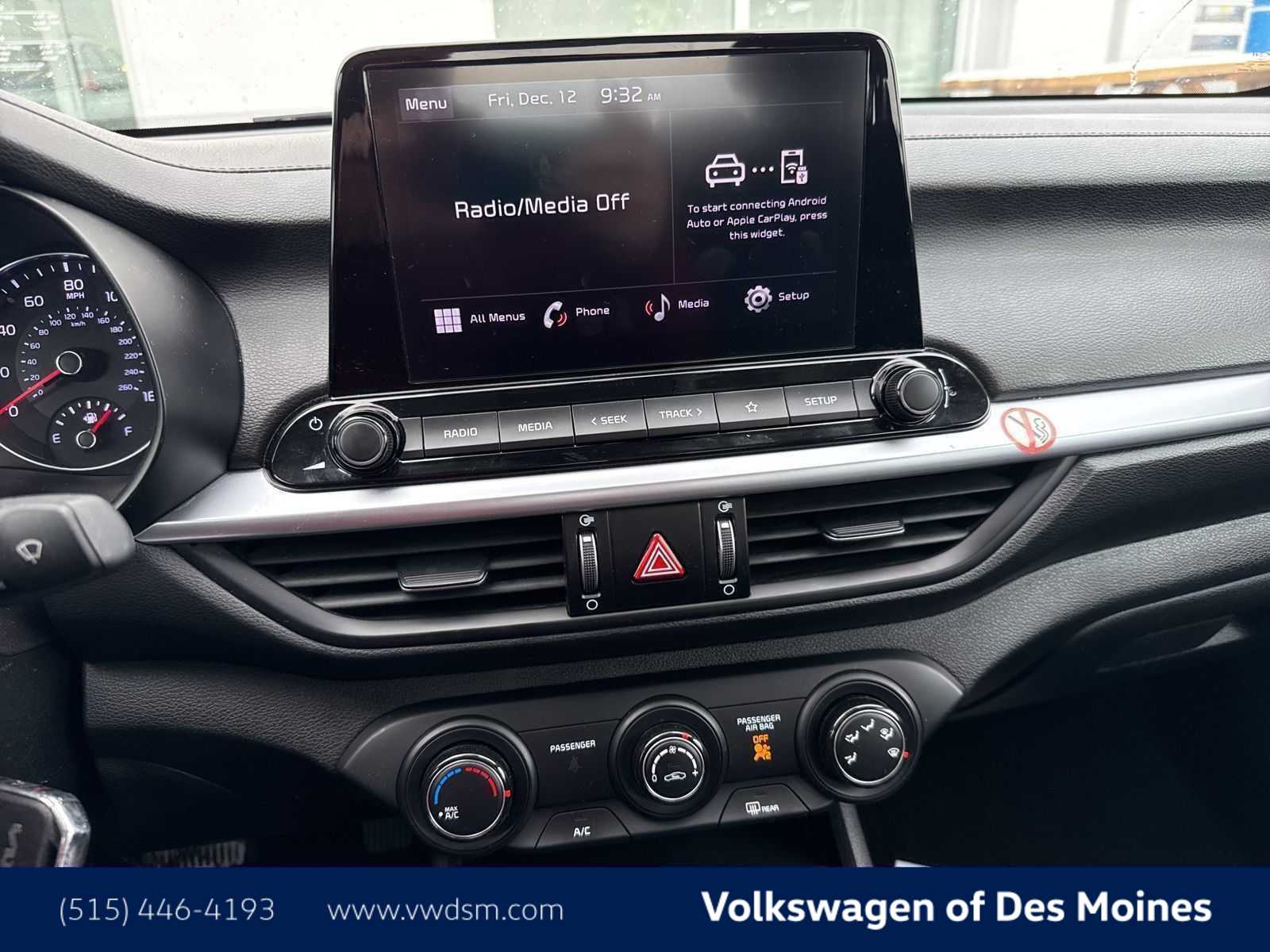 Thumbnail: 2023 Kia Forte - 13