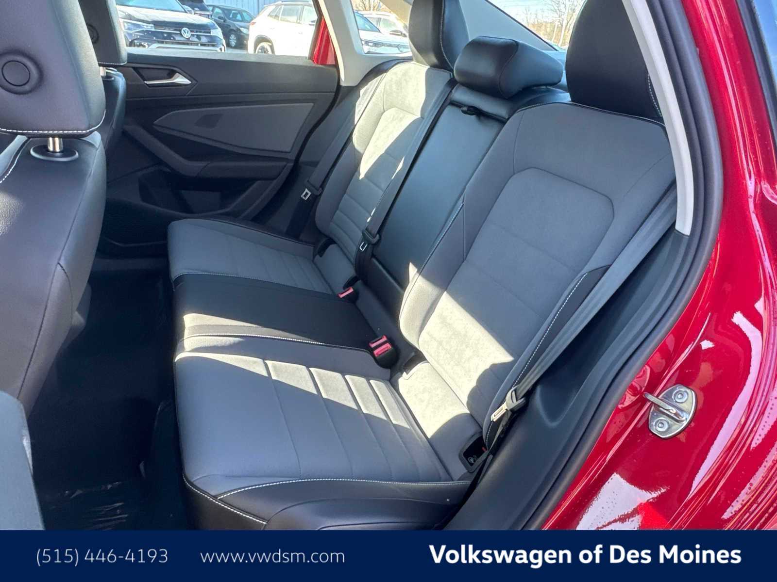 Thumbnail: 2026 Volkswagen Jetta - 12