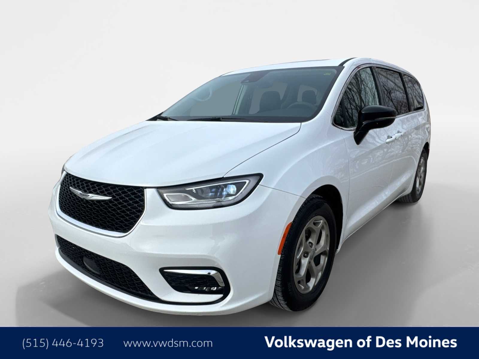 Thumbnail: 2024 Chrysler Pacifica - 1