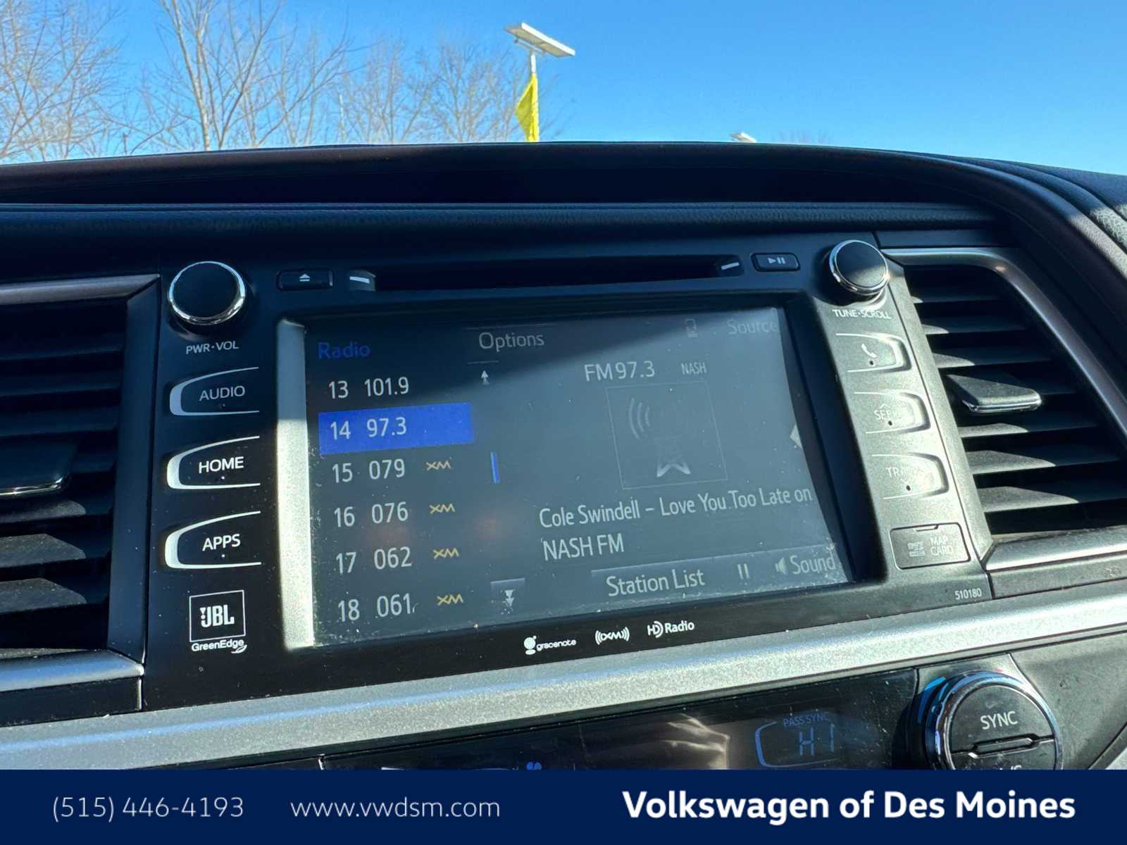 Thumbnail: 2018 Toyota Highlander - 17