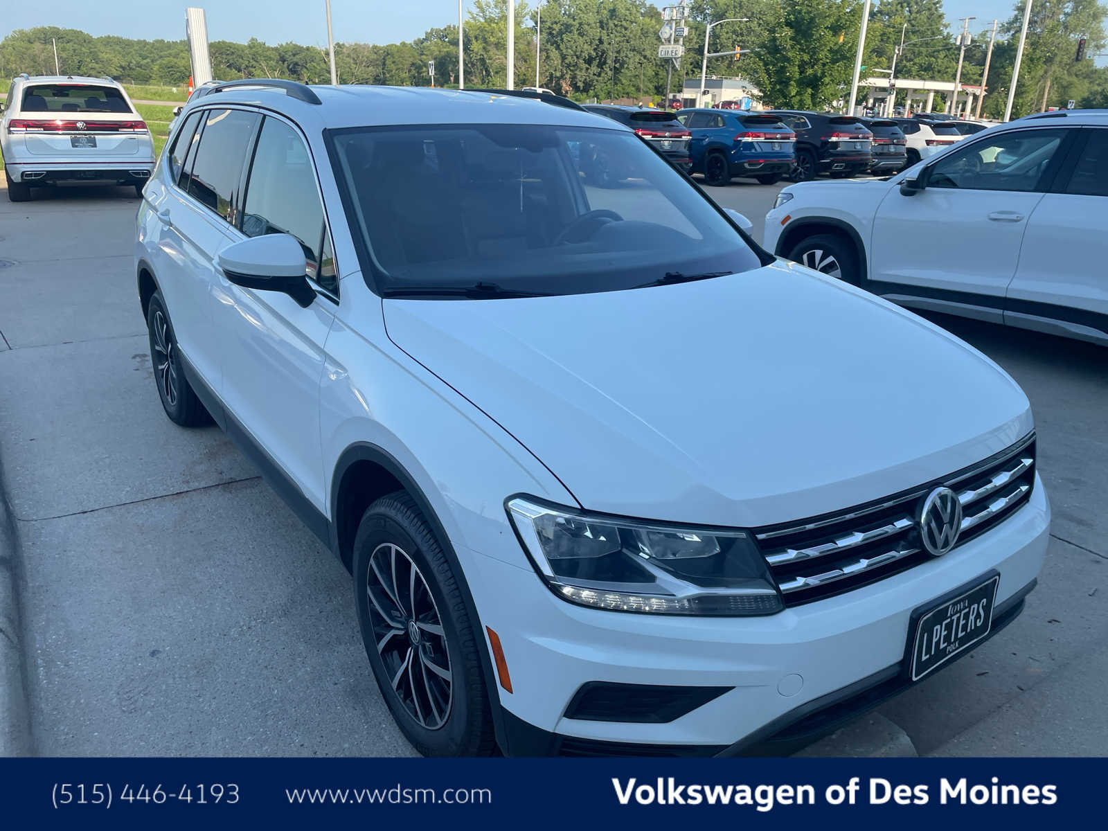 Thumbnail: 2021 Volkswagen Tiguan - 2
