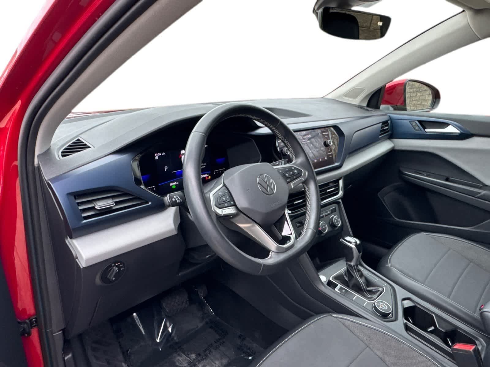 Thumbnail: 2022 Volkswagen Taos - 2