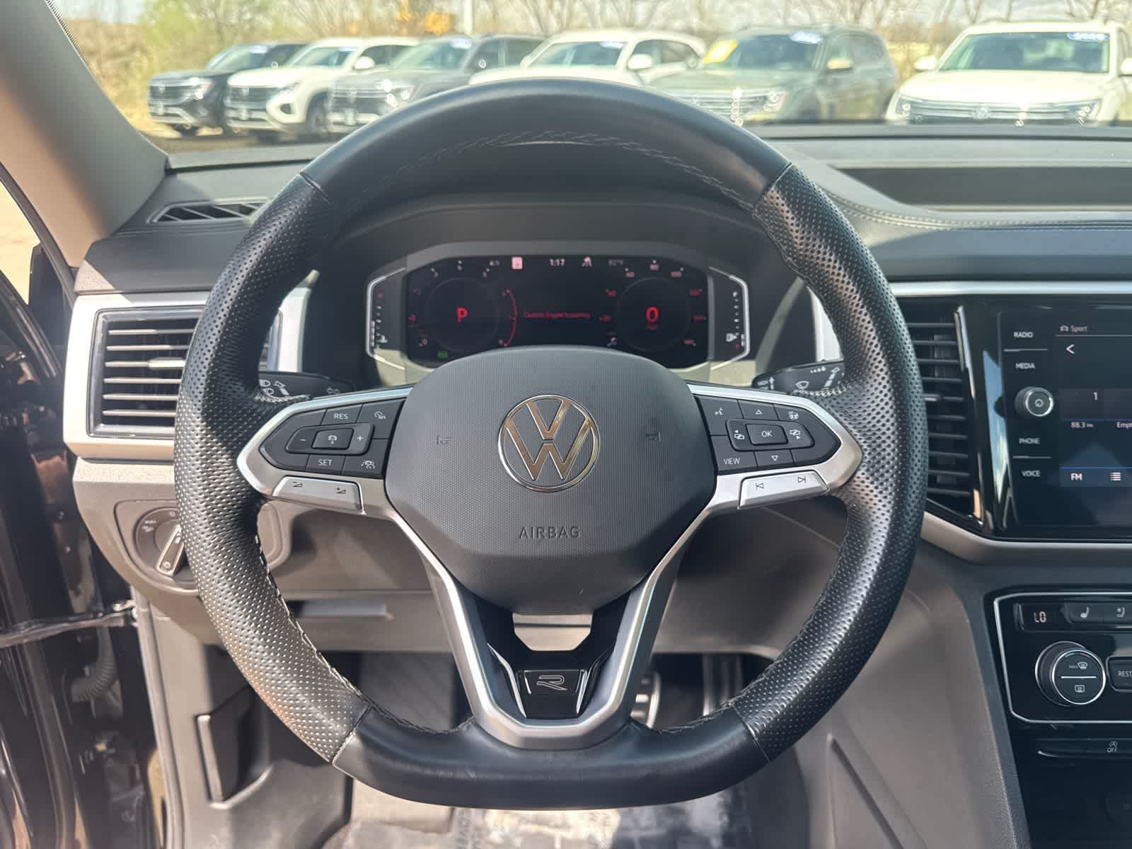 Thumbnail: 2023 Volkswagen Atlas - 15