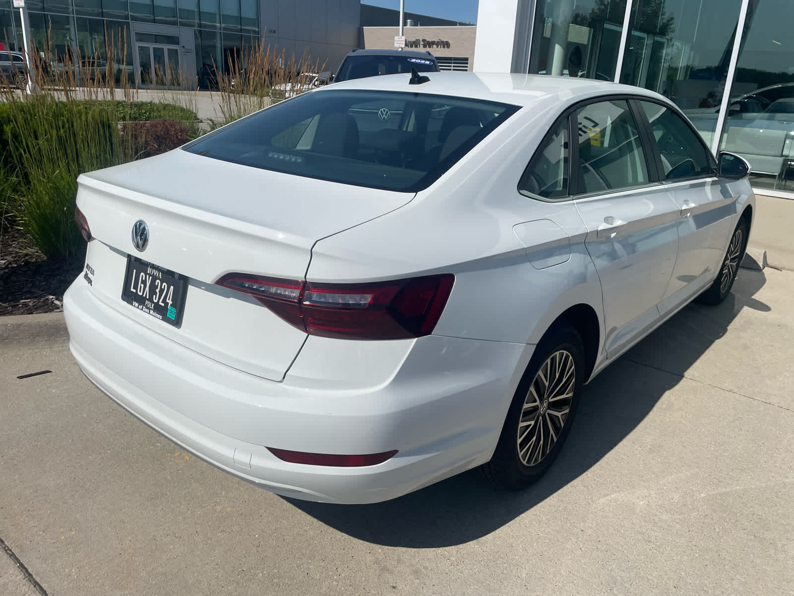 Thumbnail: 2021 Volkswagen Jetta - 3