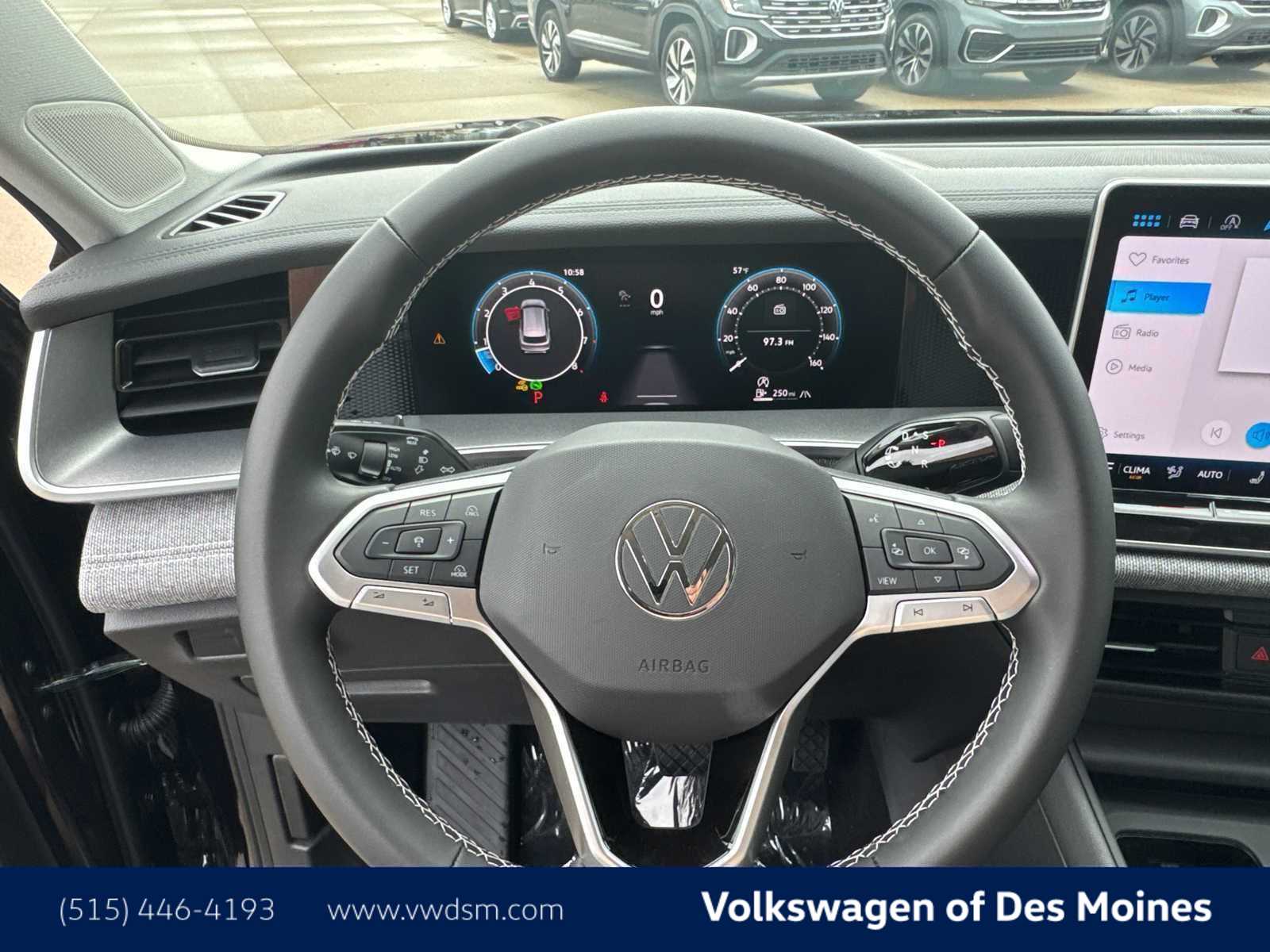 Thumbnail: 2025 Volkswagen Tiguan - 14