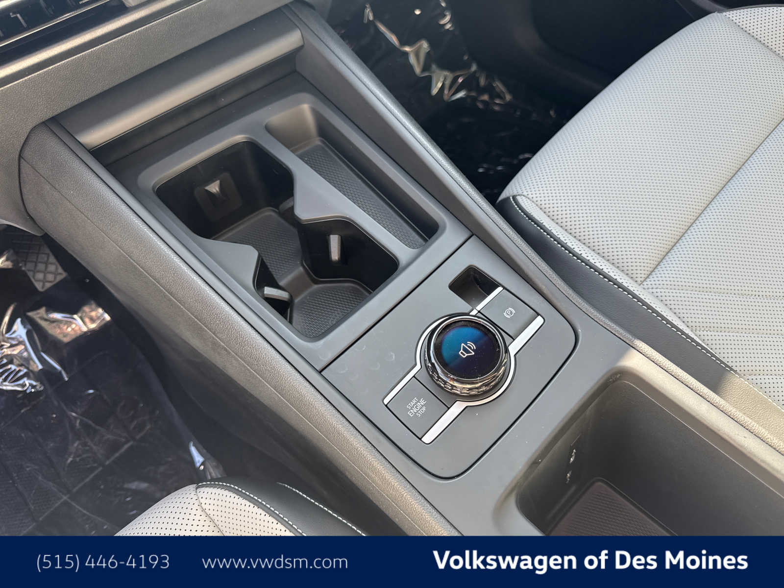 Thumbnail: 2025 Volkswagen Tiguan - 16