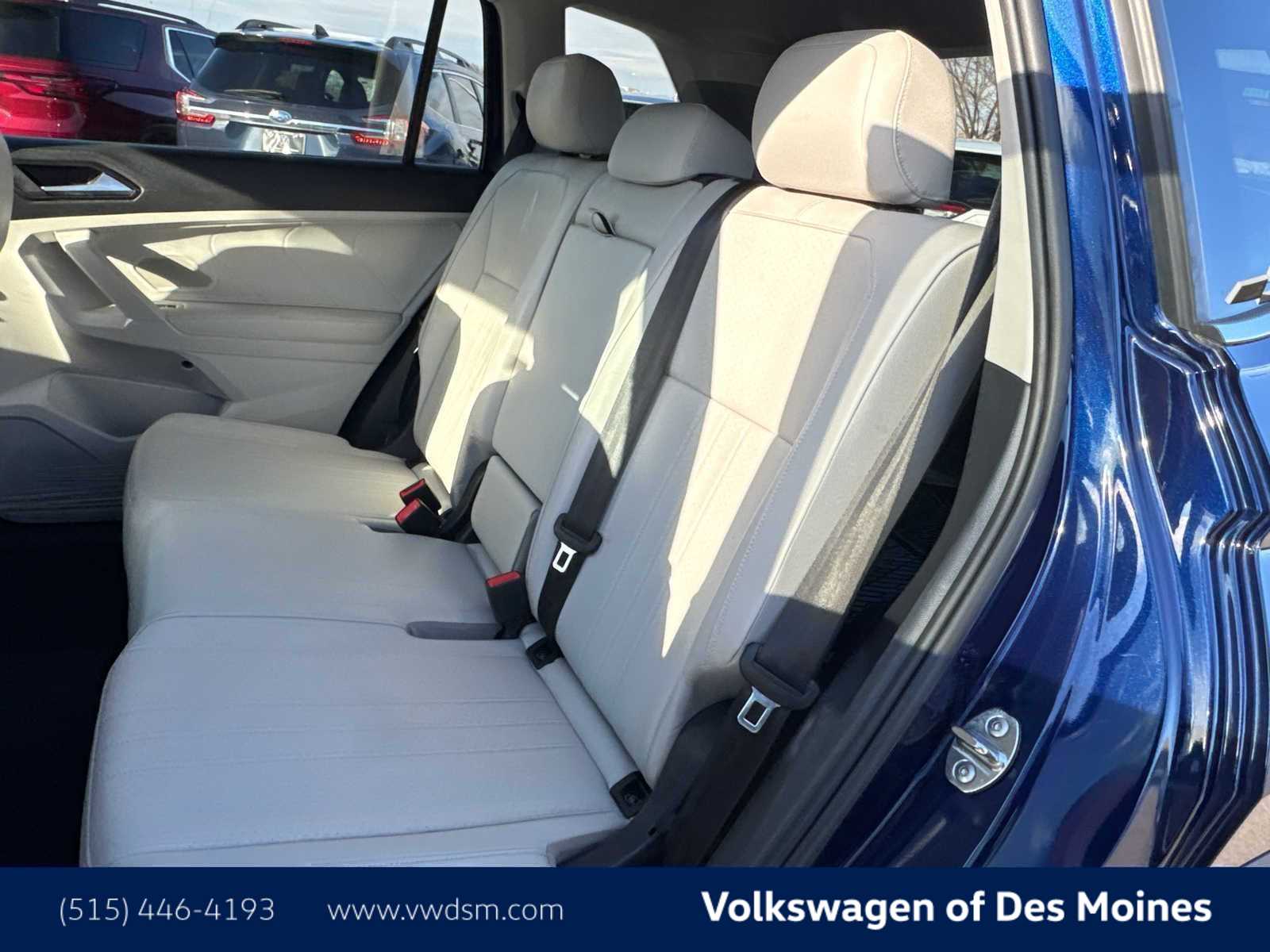 Thumbnail: 2022 Volkswagen Tiguan - 12