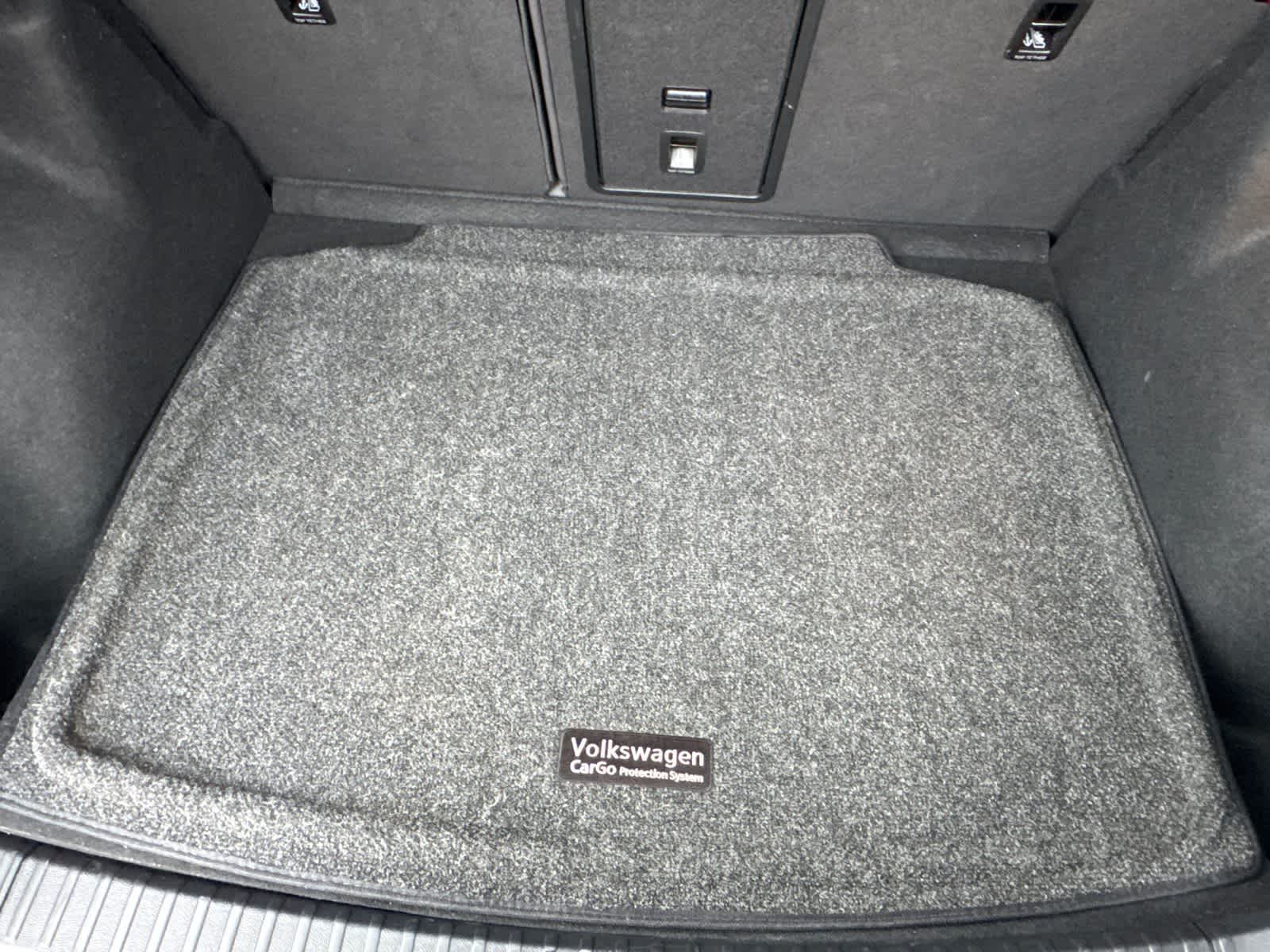 Thumbnail: 2022 Volkswagen Taos - 19