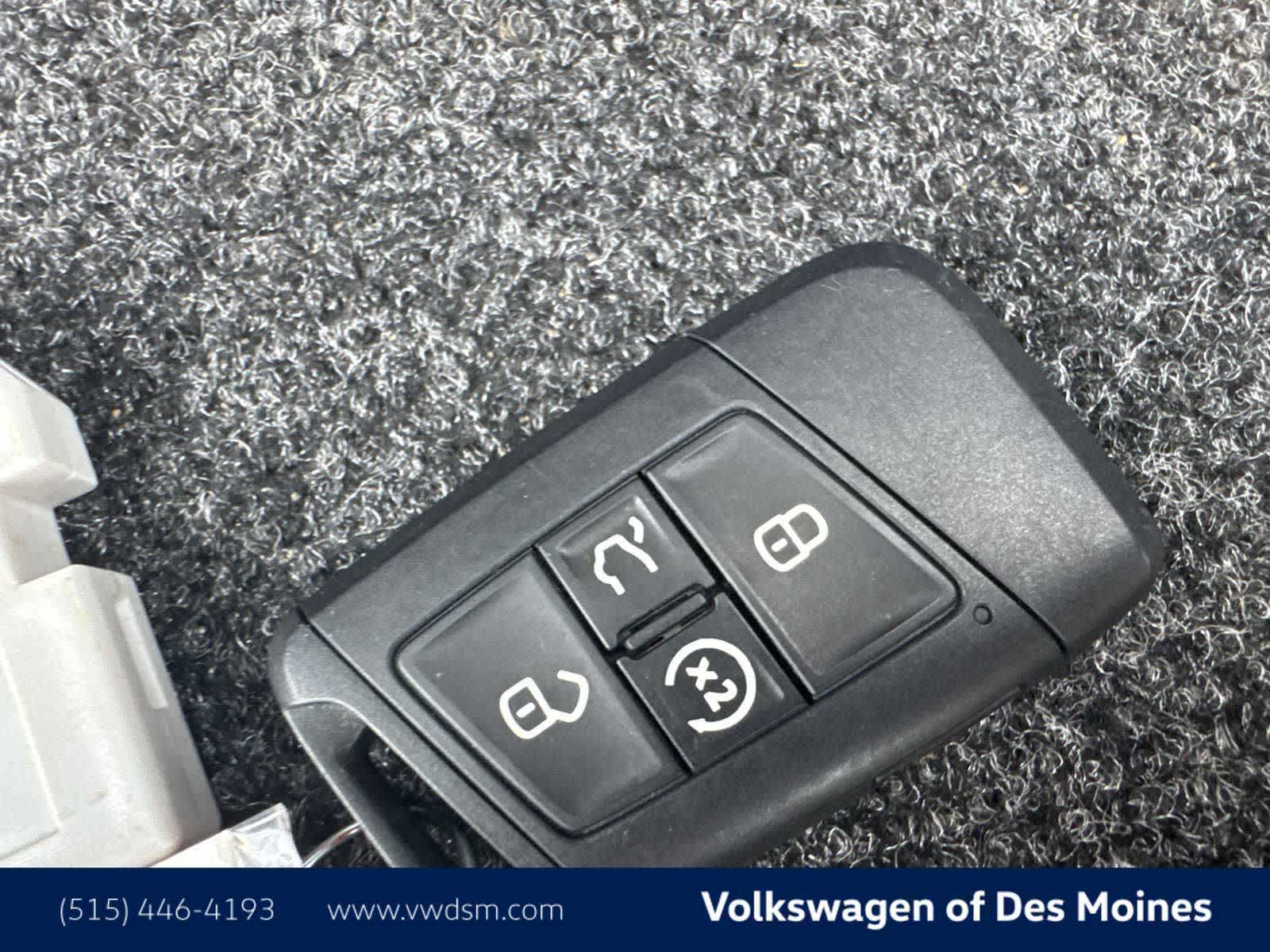 Thumbnail: 2024 Volkswagen Taos - 20