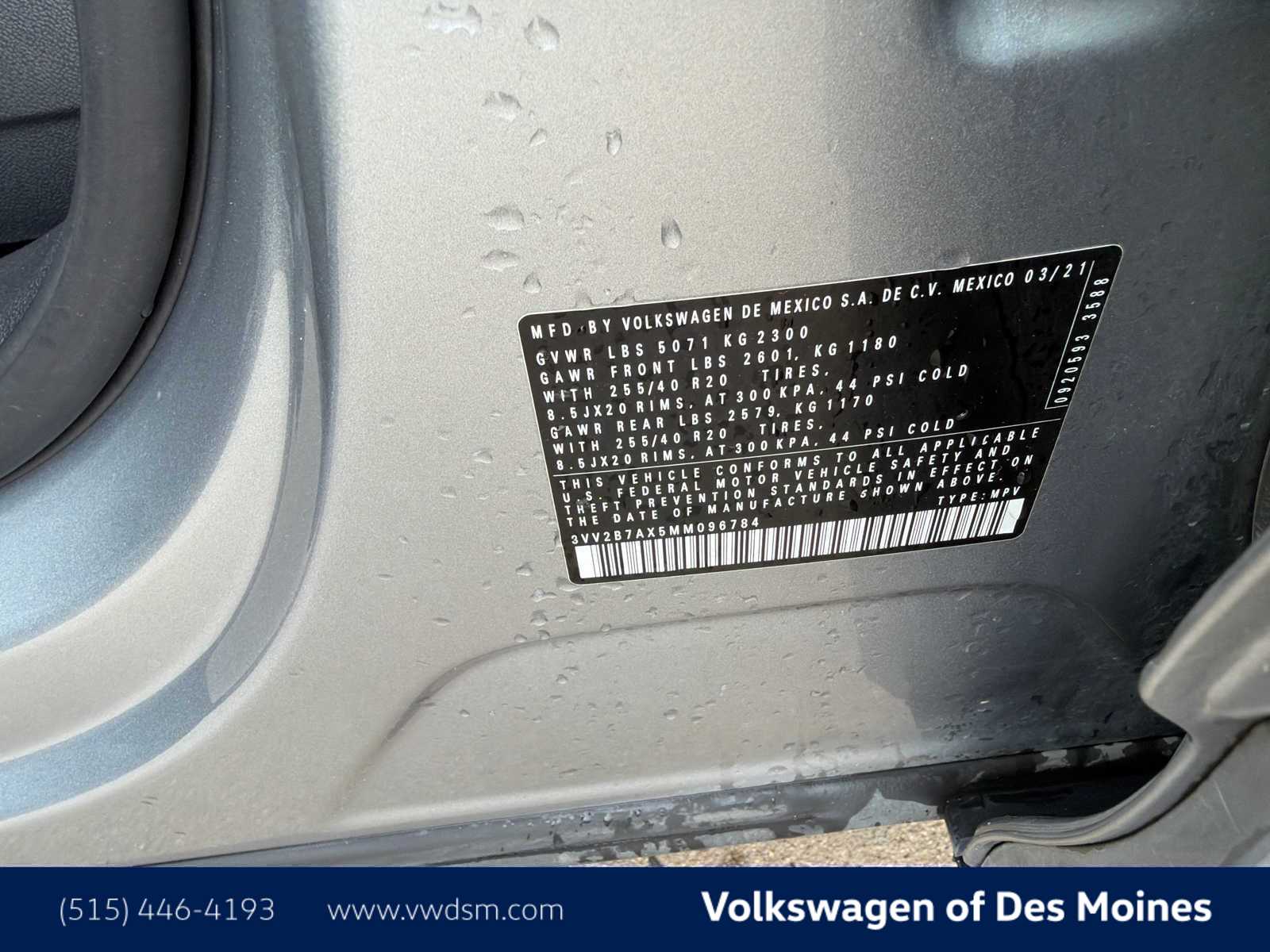 Thumbnail: 2021 Volkswagen Tiguan - 22