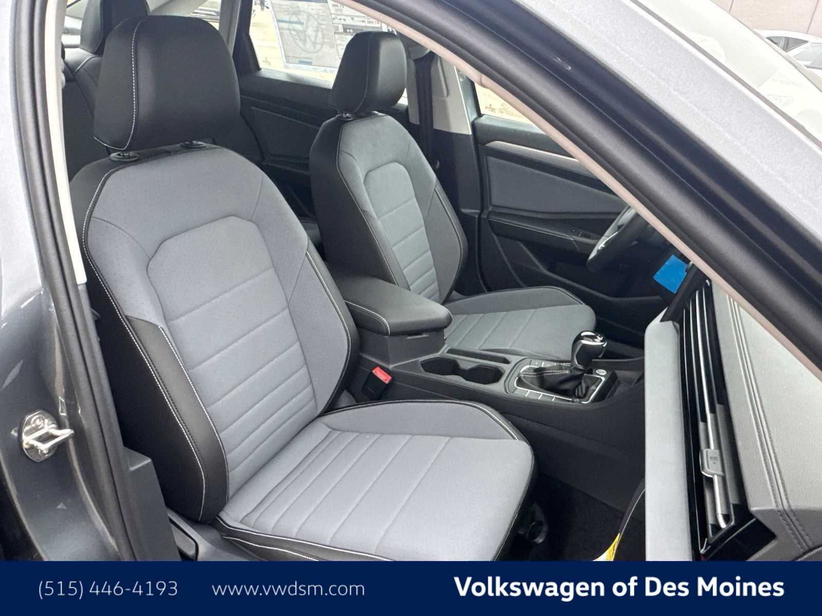 Thumbnail: 2026 Volkswagen Jetta - 14