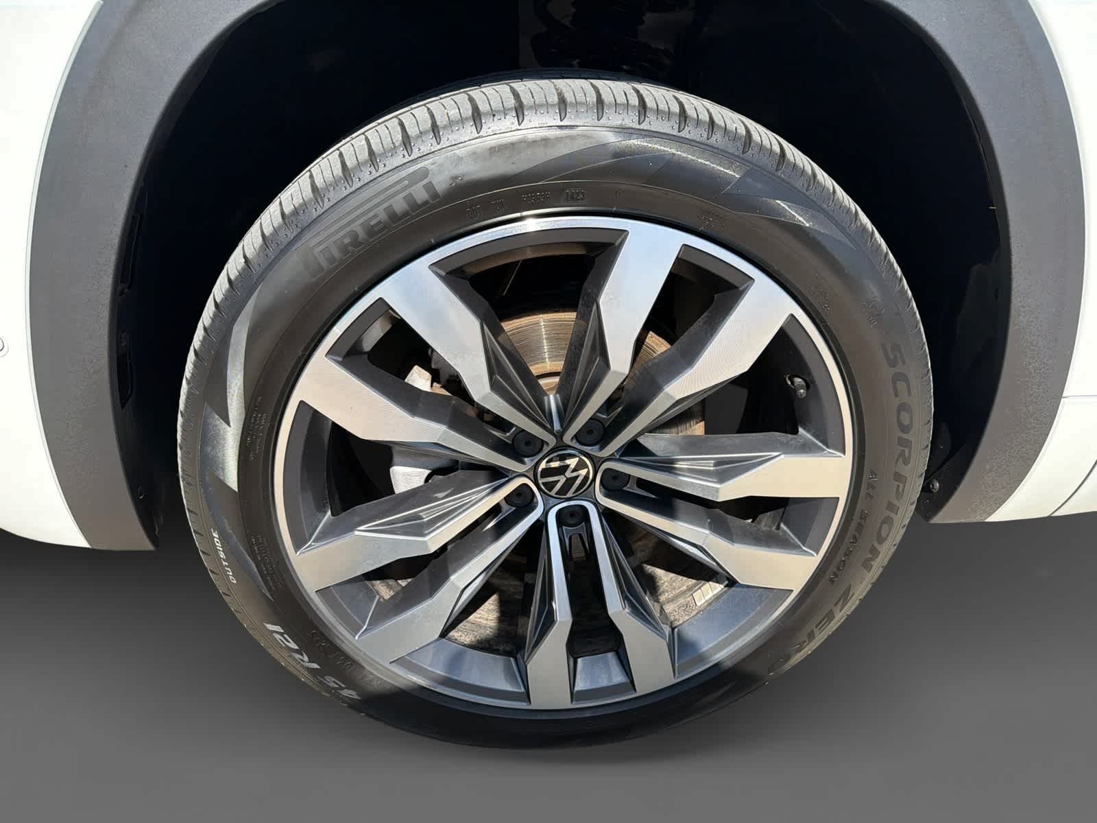 Thumbnail: 2023 Volkswagen Atlas - 8