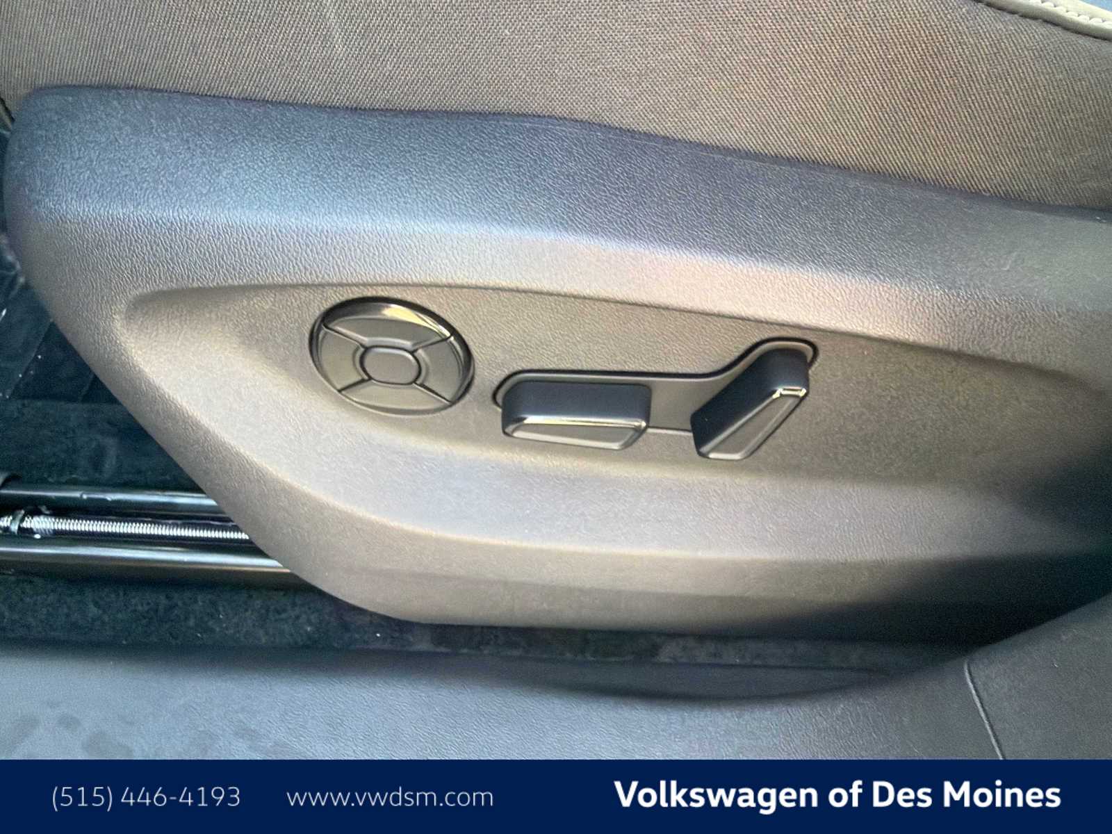 Thumbnail: 2026 Volkswagen Tiguan - 24