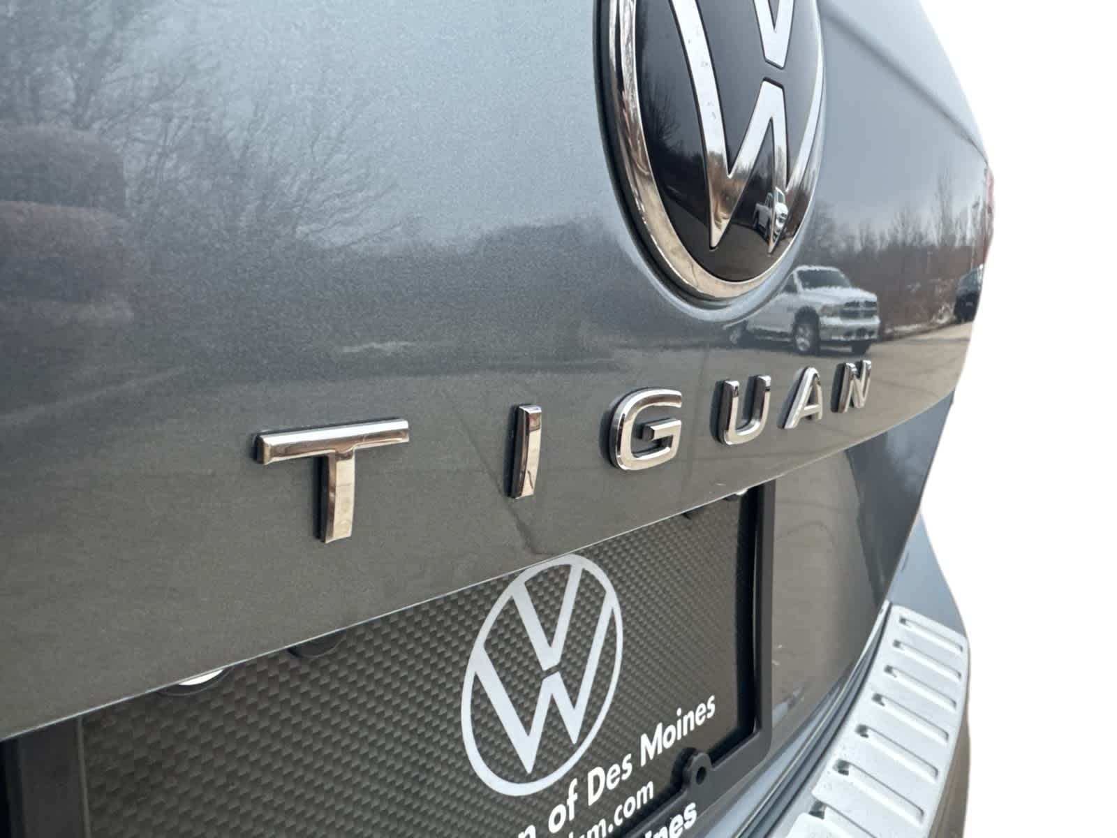 Thumbnail: 2024 Volkswagen Tiguan - 6