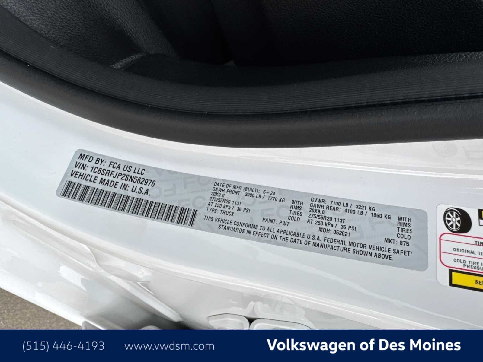 Thumbnail: 2025 RAM 1500 - 21