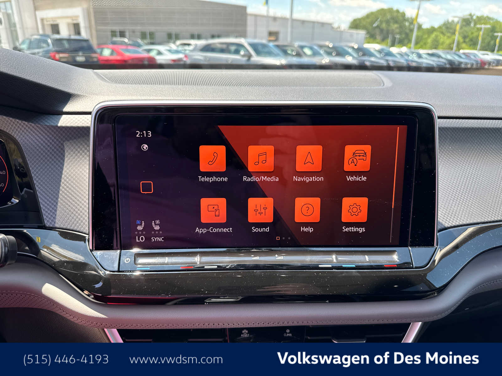 Thumbnail: 2025 Volkswagen Atlas - 18