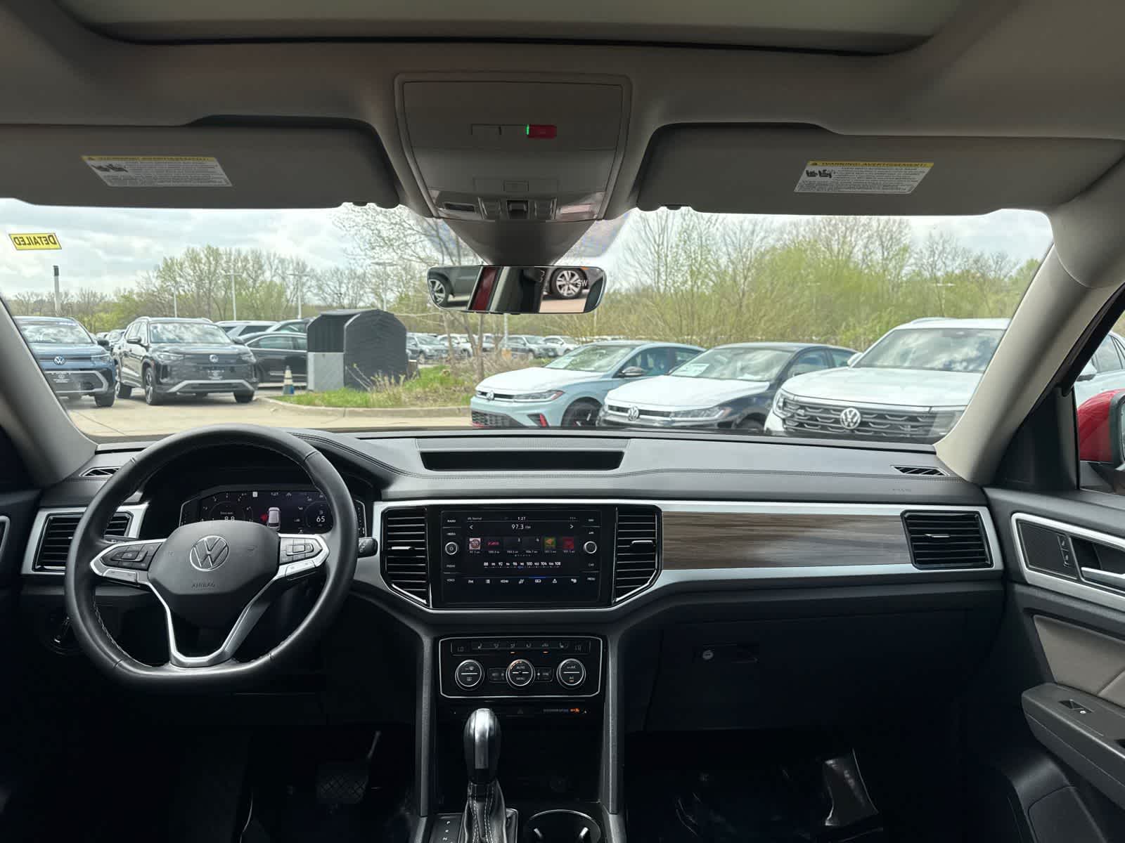 Thumbnail: 2022 Volkswagen Atlas - 10