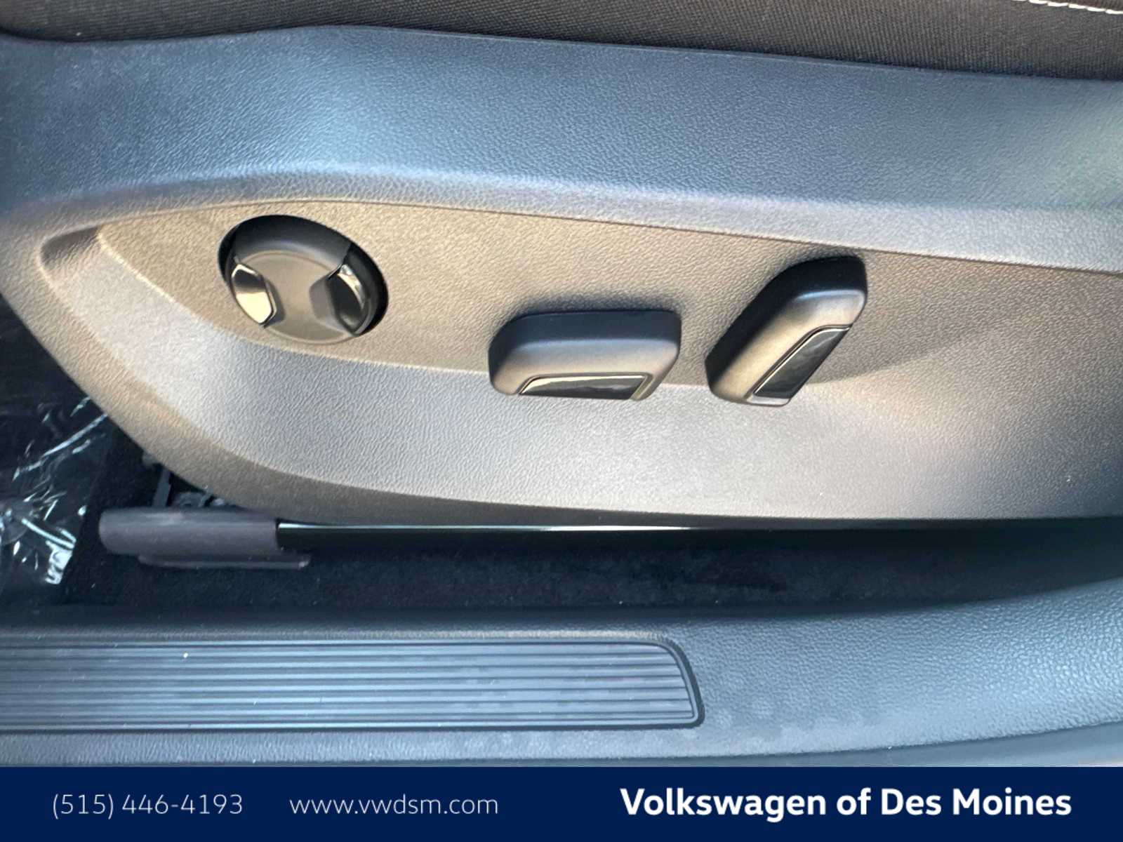 Thumbnail: 2025 Volkswagen Taos - 24