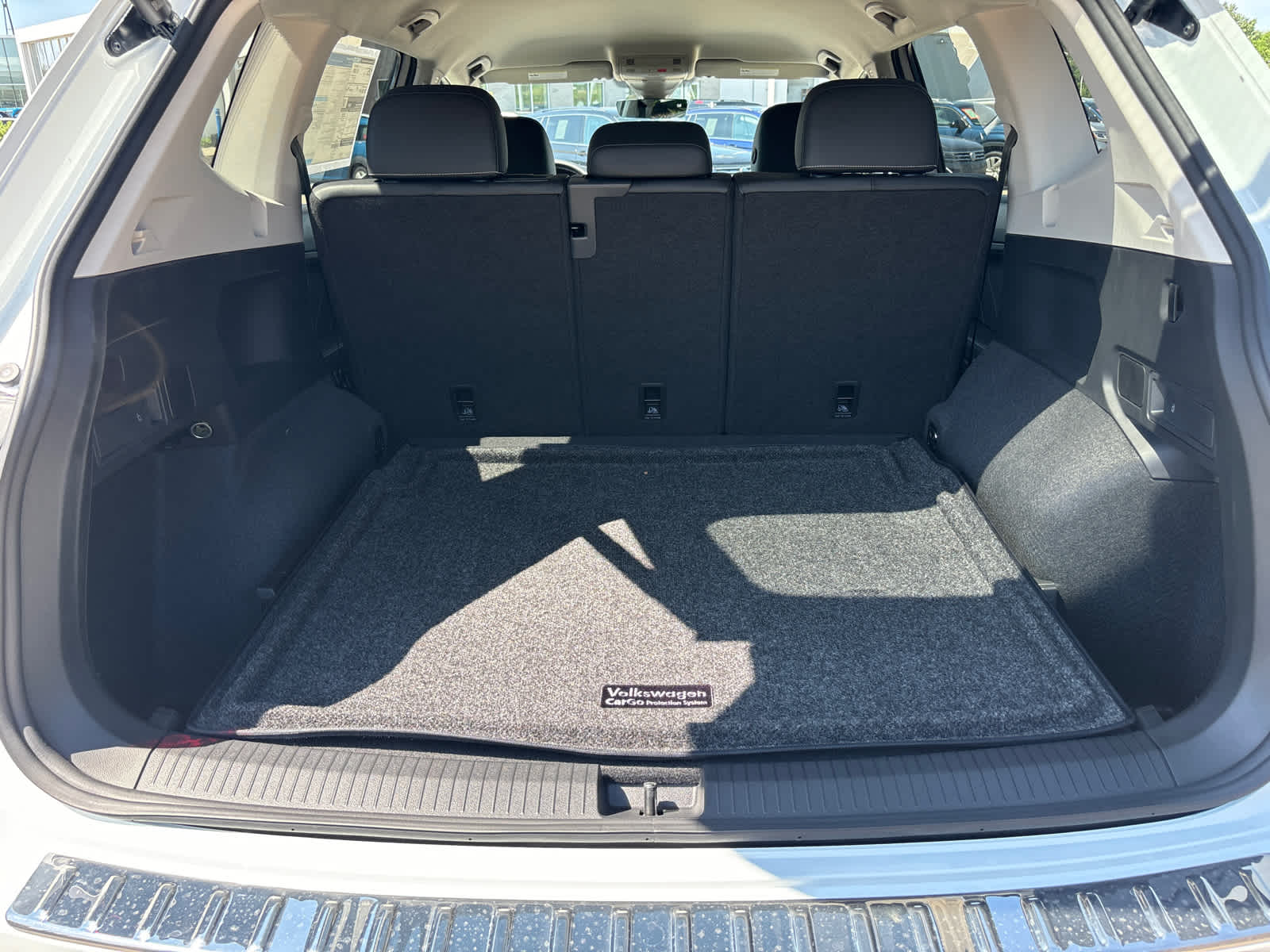 Thumbnail: 2024 Volkswagen Tiguan - 19