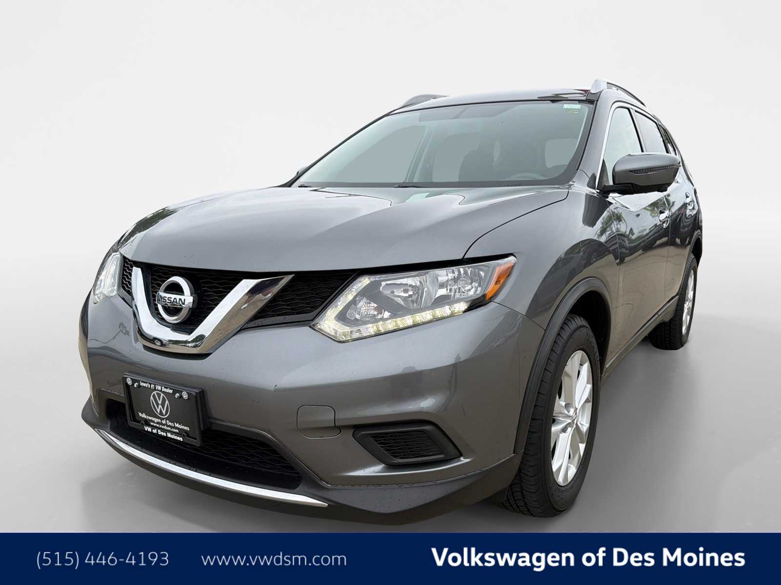 2016 Nissan Rogue SV -
                  Johnston, IA