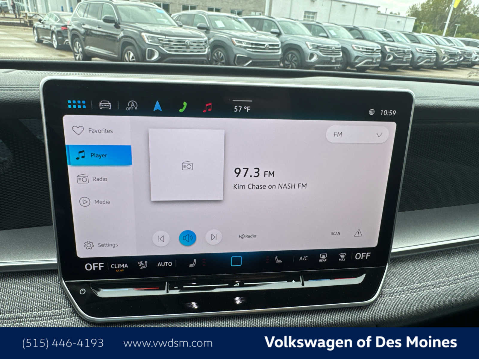 Thumbnail: 2025 Volkswagen Tiguan - 16