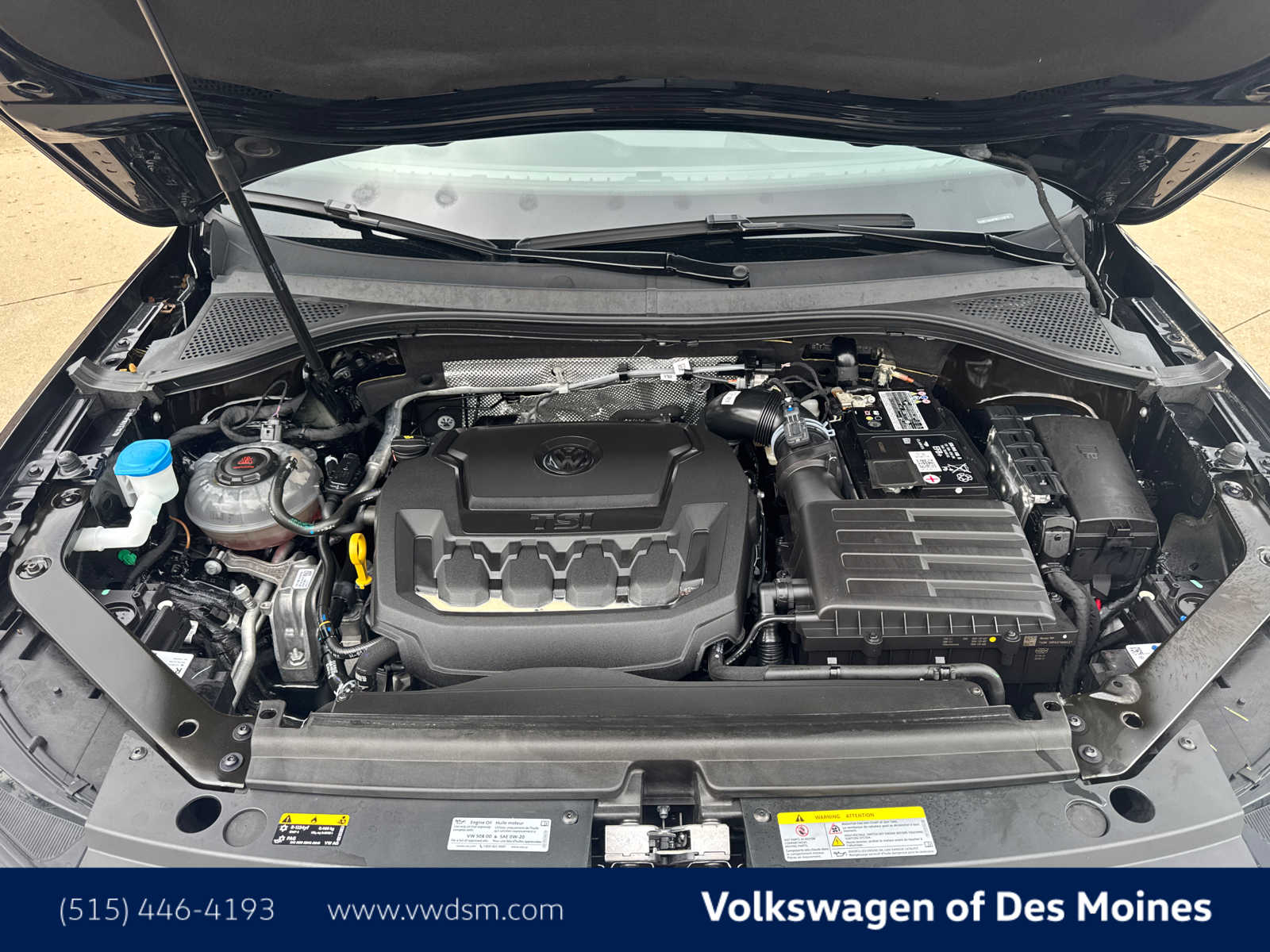 Thumbnail: 2023 Volkswagen Tiguan - 9
