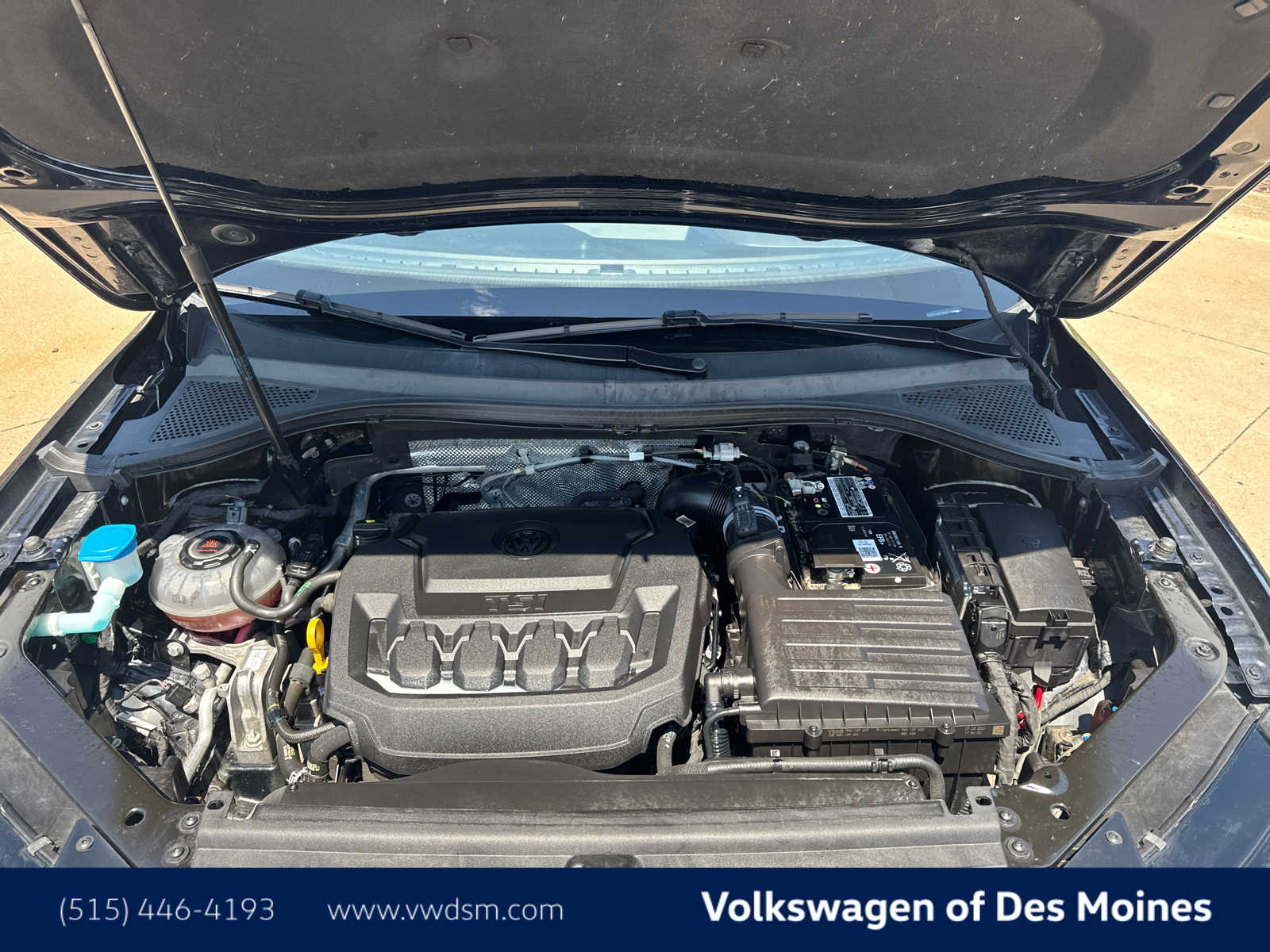 Thumbnail: 2021 Volkswagen Tiguan - 9
