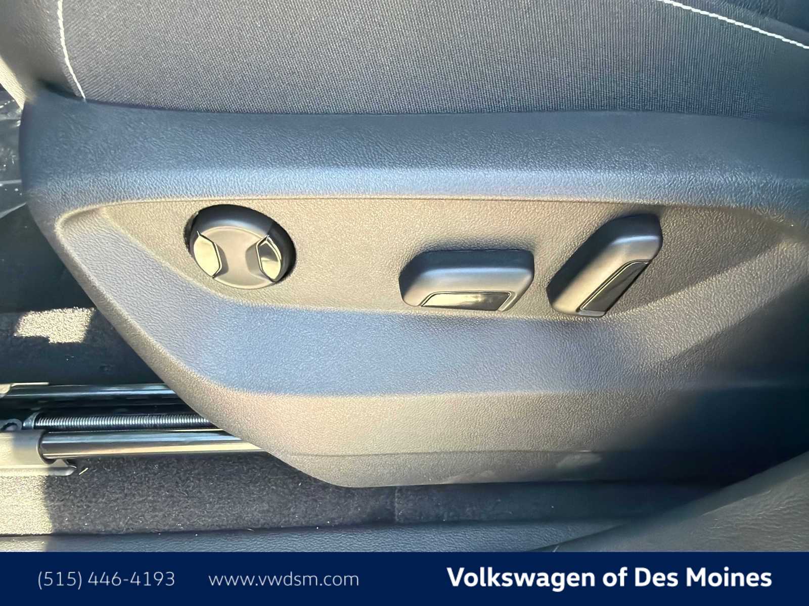 Thumbnail: 2026 Volkswagen Atlas - 25