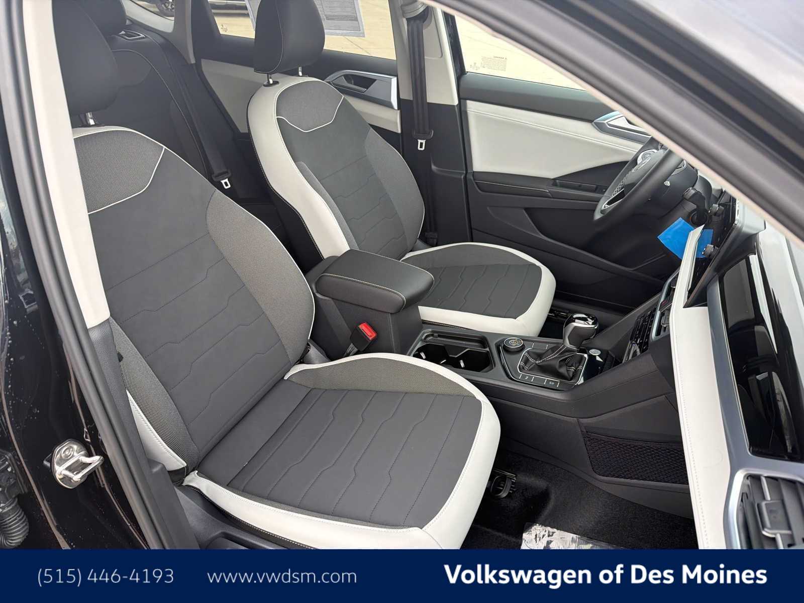 Thumbnail: 2026 Volkswagen Taos - 14