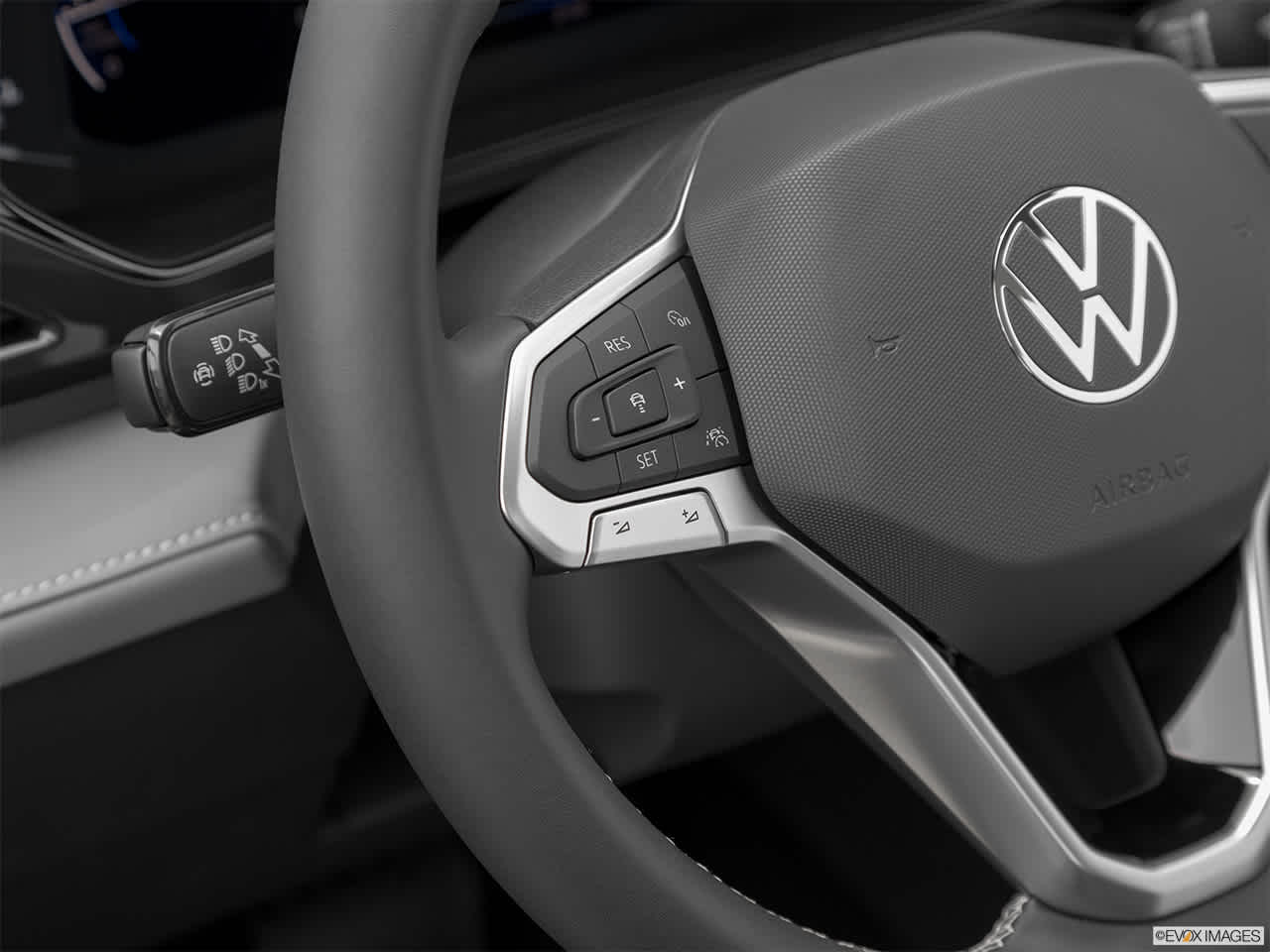 Thumbnail: 2022 Volkswagen Taos - 16