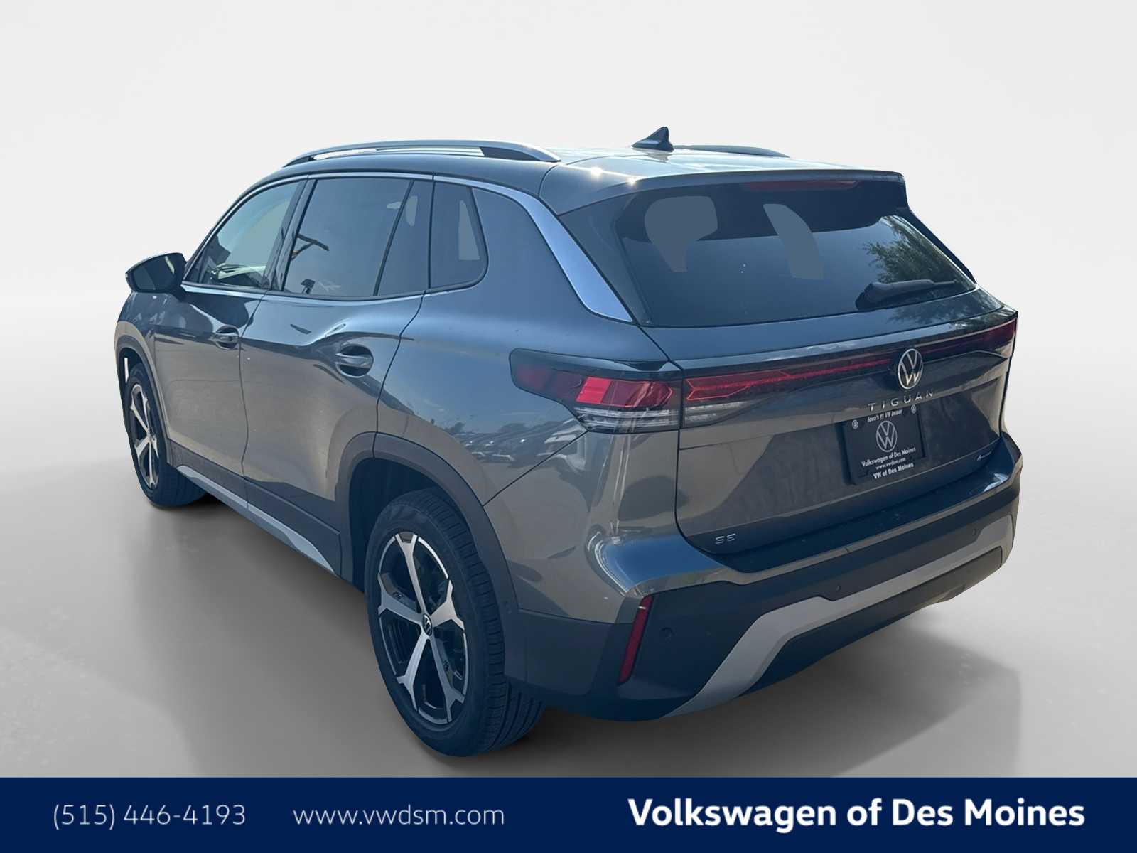 Thumbnail: 2025 Volkswagen Tiguan - 4