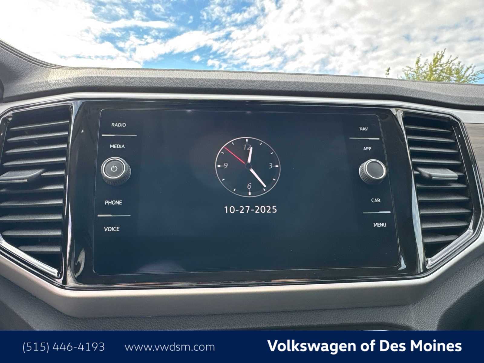 Thumbnail: 2022 Volkswagen Atlas - 18