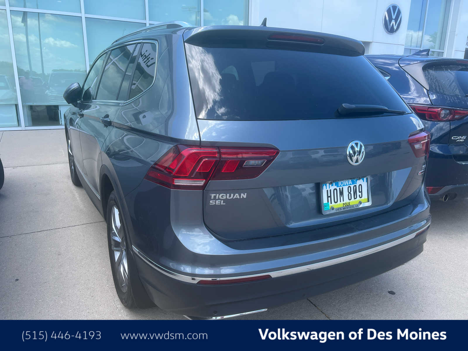 Thumbnail: 2018 Volkswagen Tiguan - 4