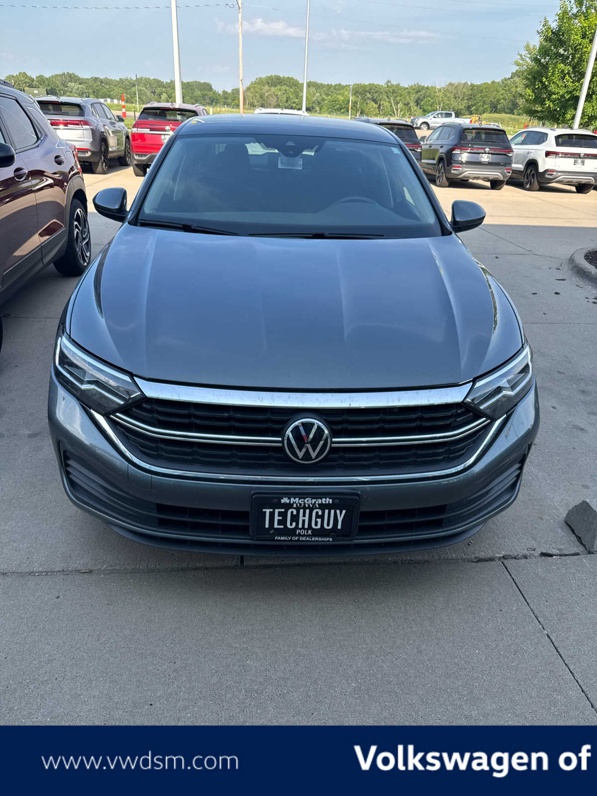 2023 Volkswagen Jetta SE 2