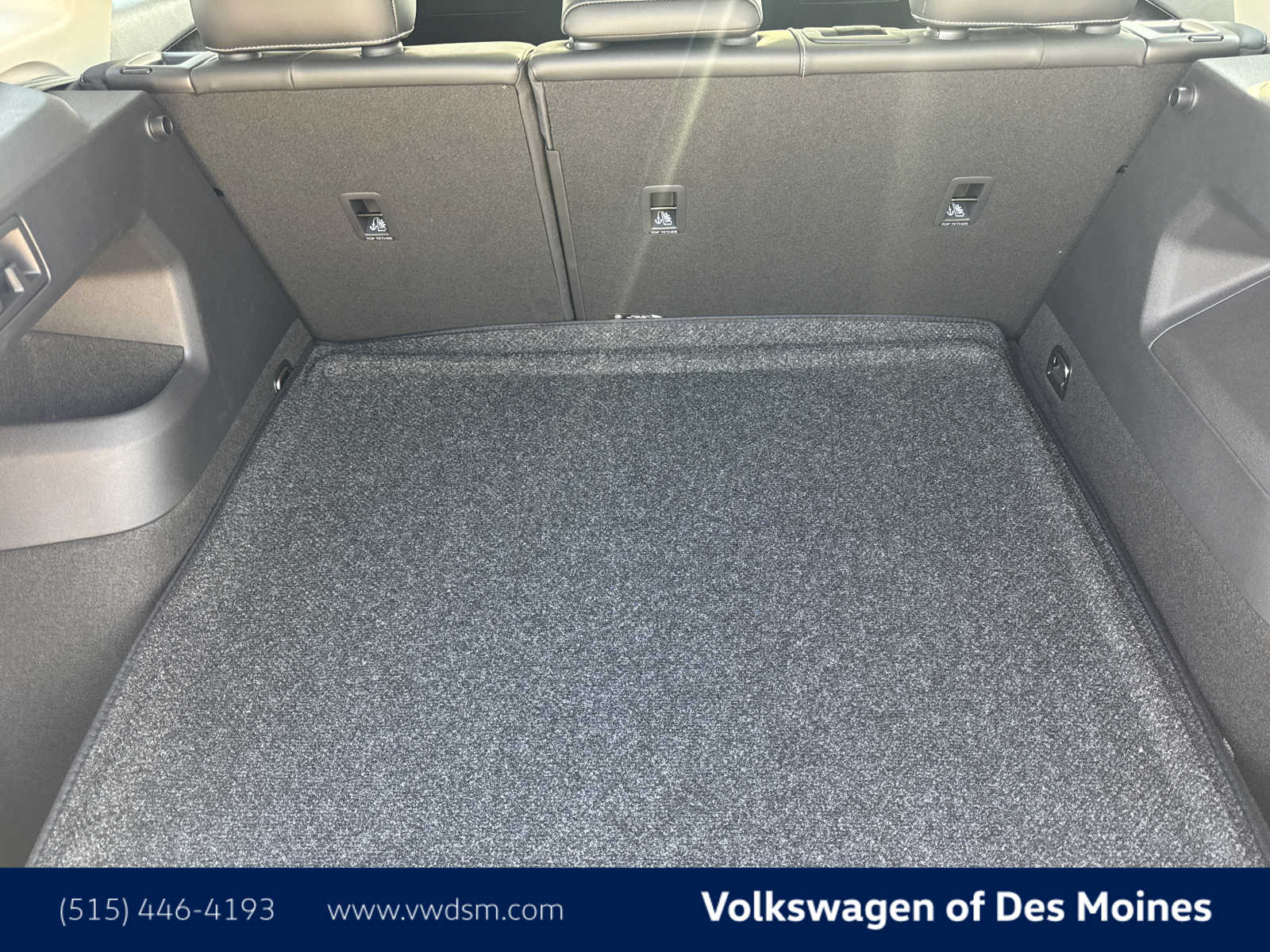 Thumbnail: 2025 Volkswagen Tiguan - 19