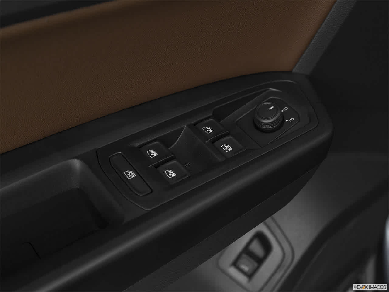 Thumbnail: 2021 Volkswagen Atlas - 24